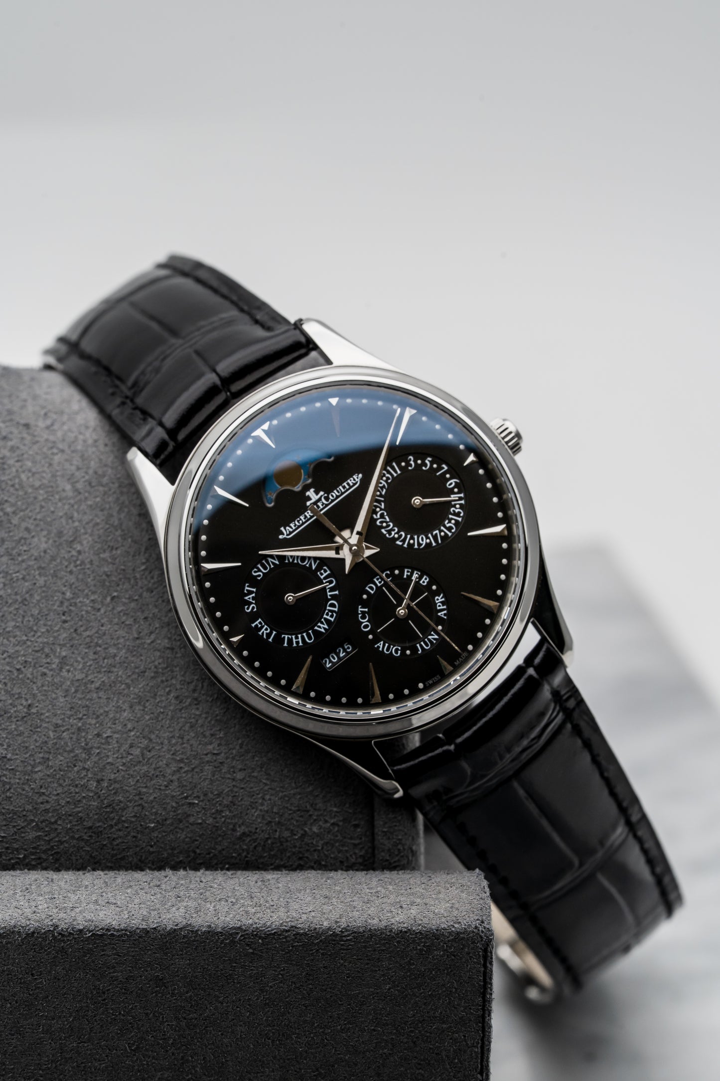 Jaeger-LeCoultre Master Ultra Thin Perpetual Q1308470 Stainless Steel, Black Dial