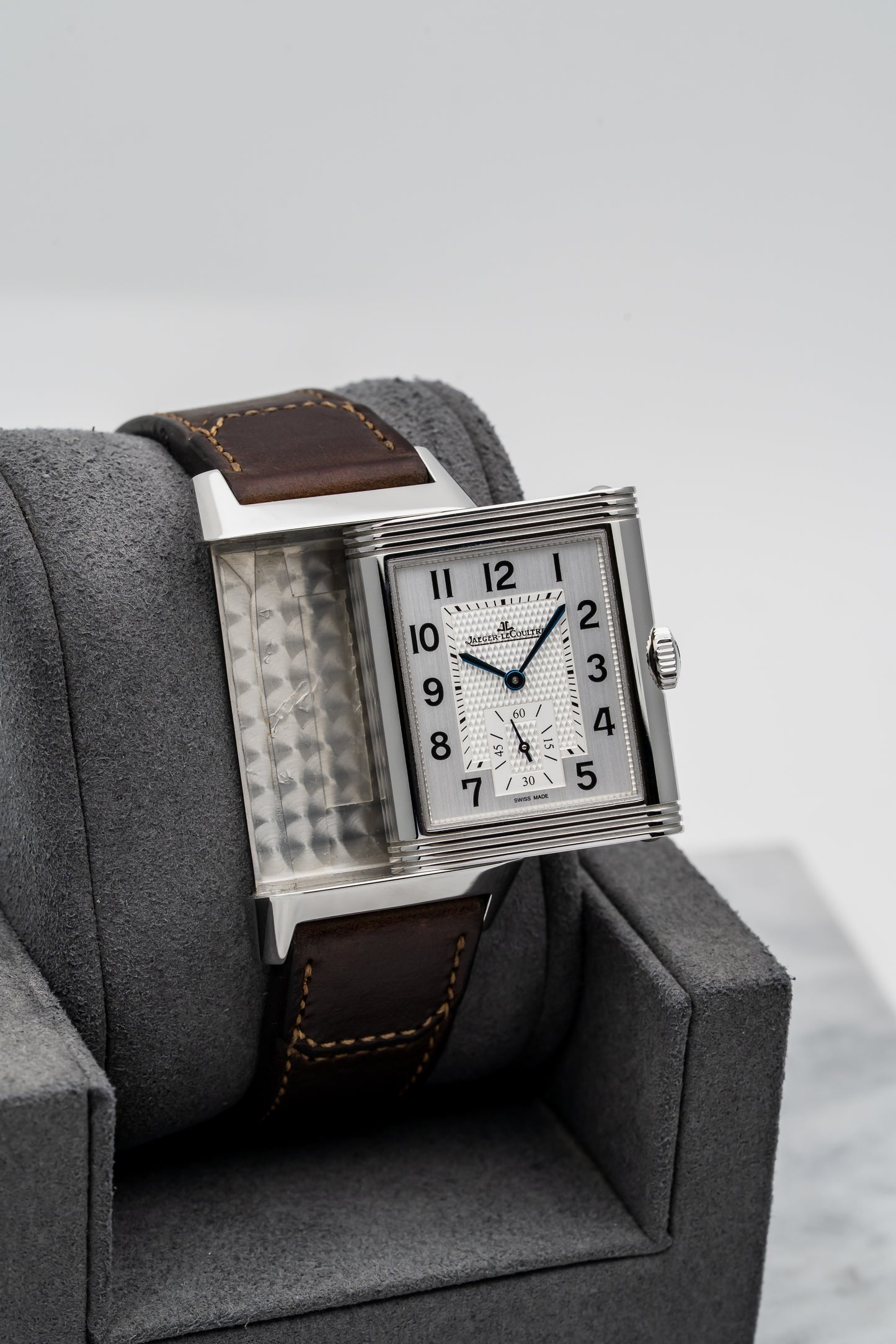 Jaeger-LeCoultre Reverso Grande GMT Duoface Q3848422 – Stainless Steel, Silver & Black Dial