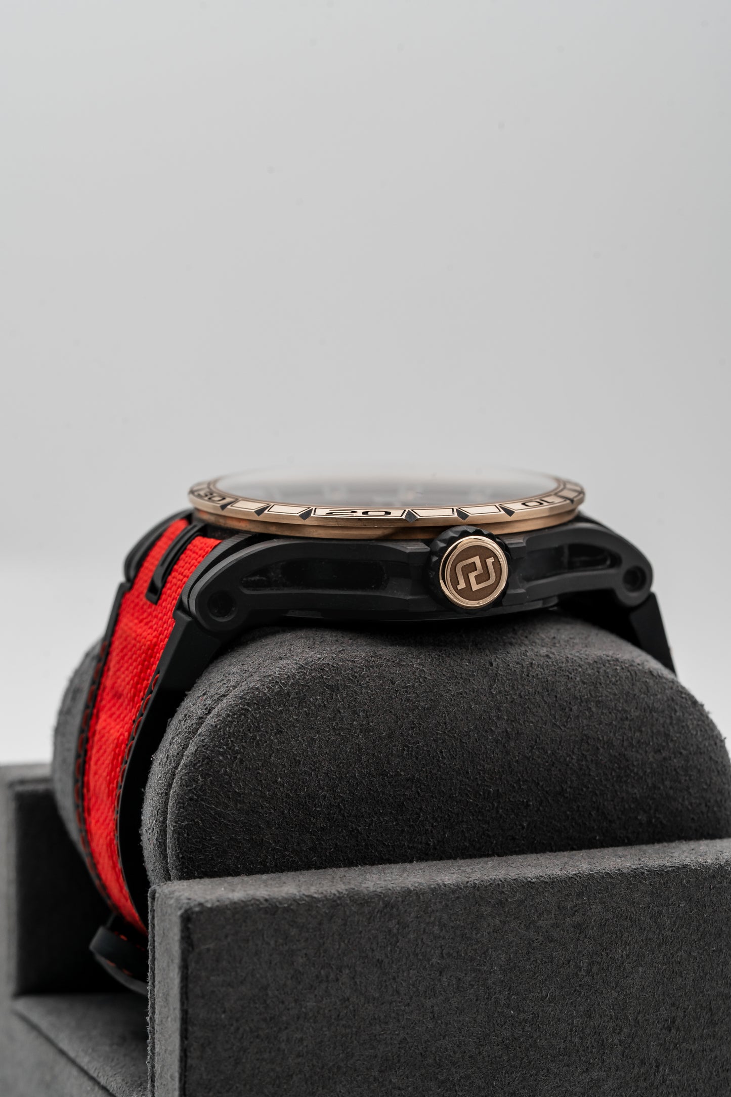 Roger Dubuis Excalibur Spider Double Flying Tourbillon RDDBEX0674