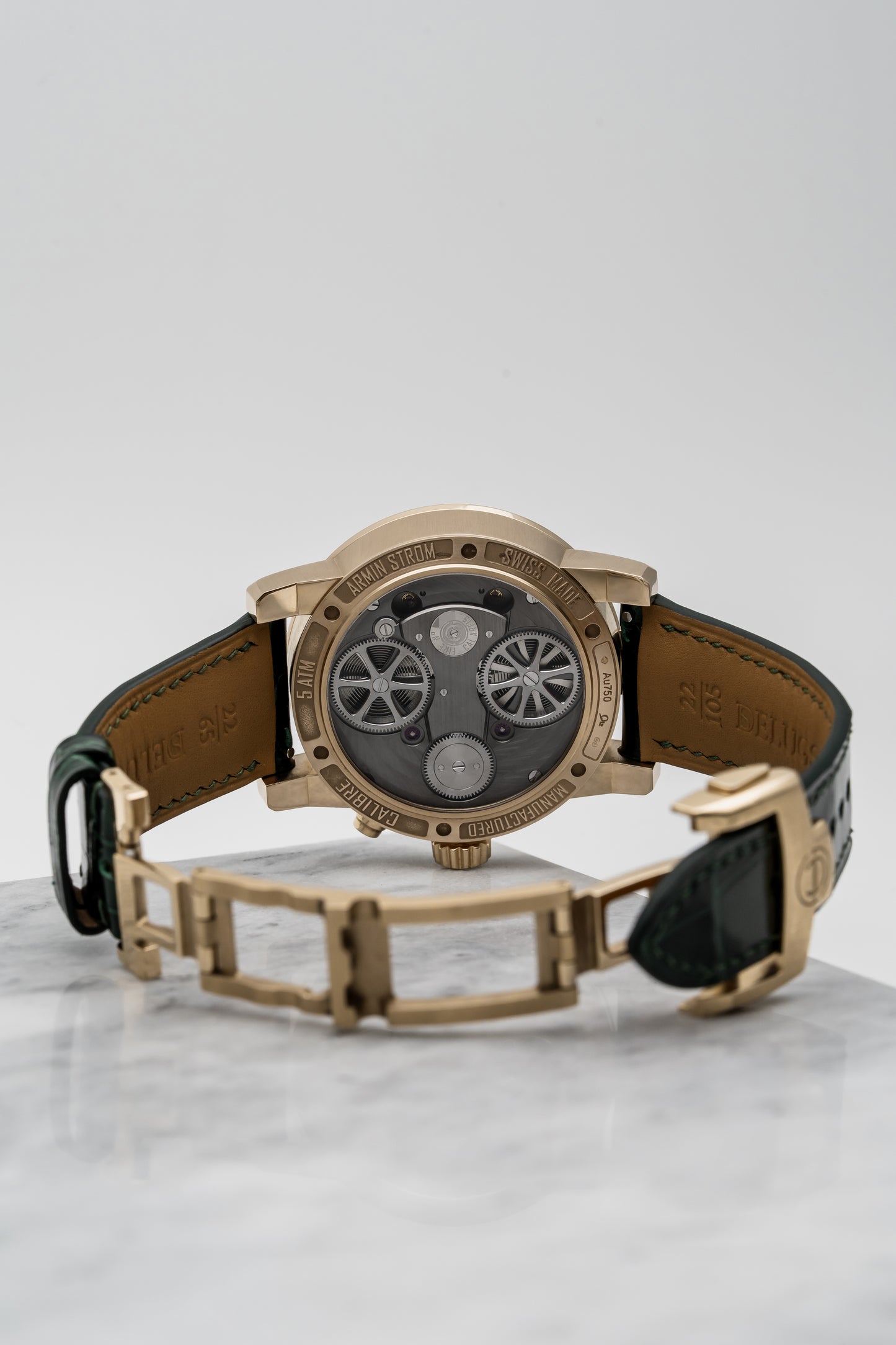 Armin Strom Mirrored Force Resonance RG16.RF.5N.AL.L.40 Rose Gold, White Enamel Dial