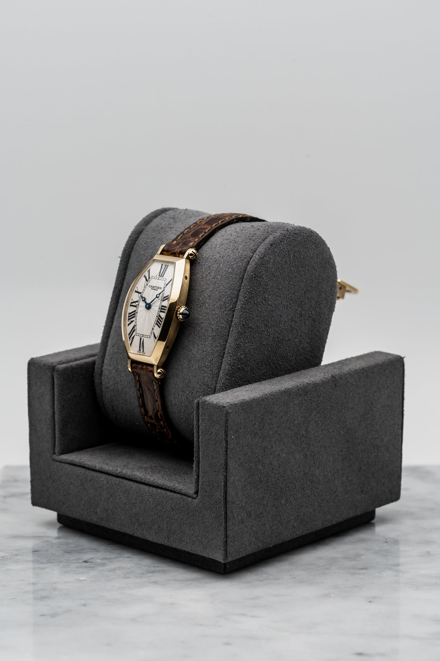 Cartier Tonneau Collection Privée Cartier Paris CPCP W1541451