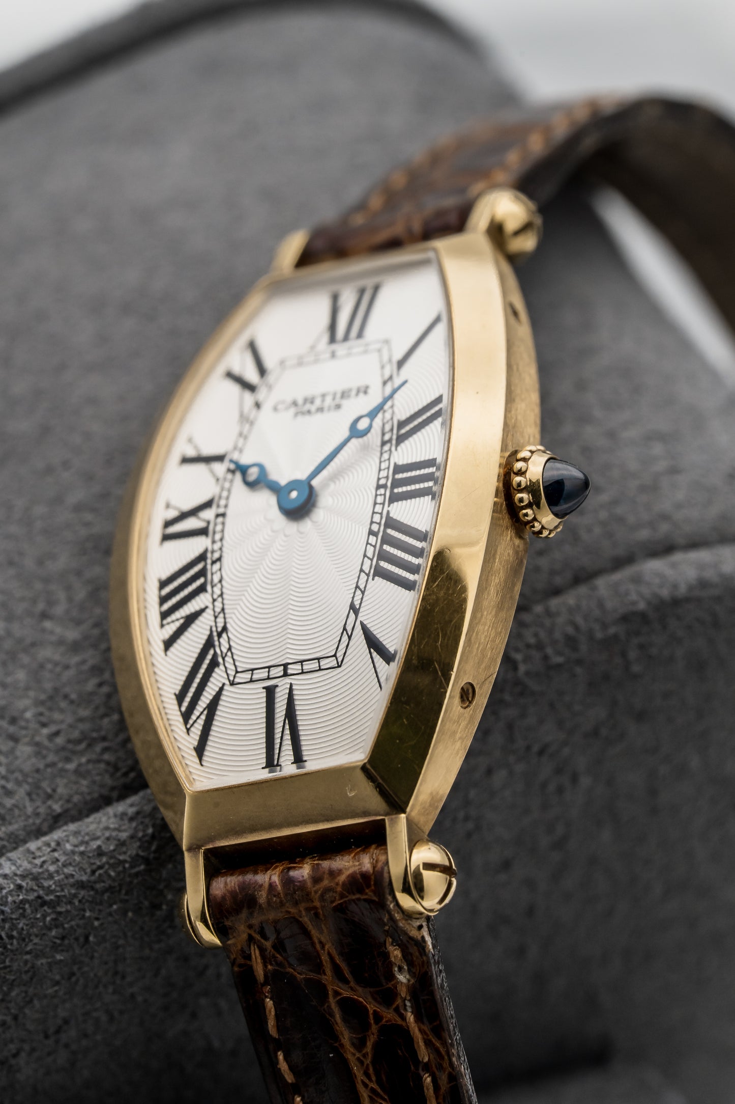 Cartier Tonneau Collection Privée Cartier Paris CPCP W1541451