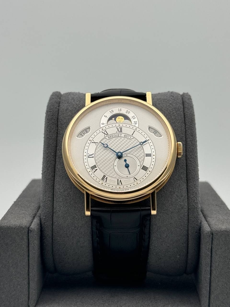 Breguet Classique 7337BA Silver Guilloché Dial