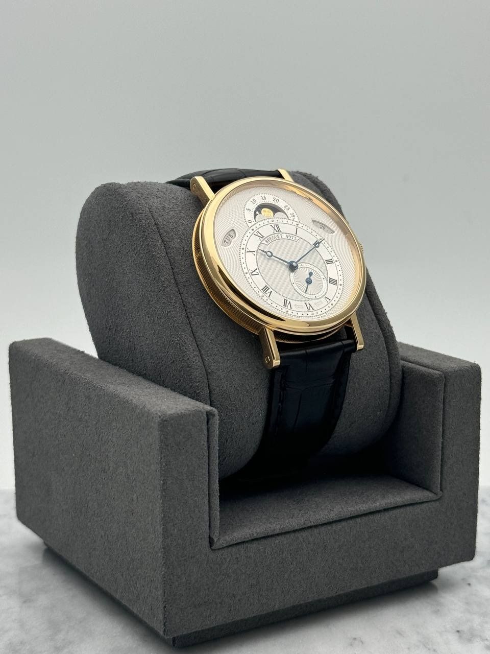 Breguet Classique 7337BA Silver Guilloché Dial
