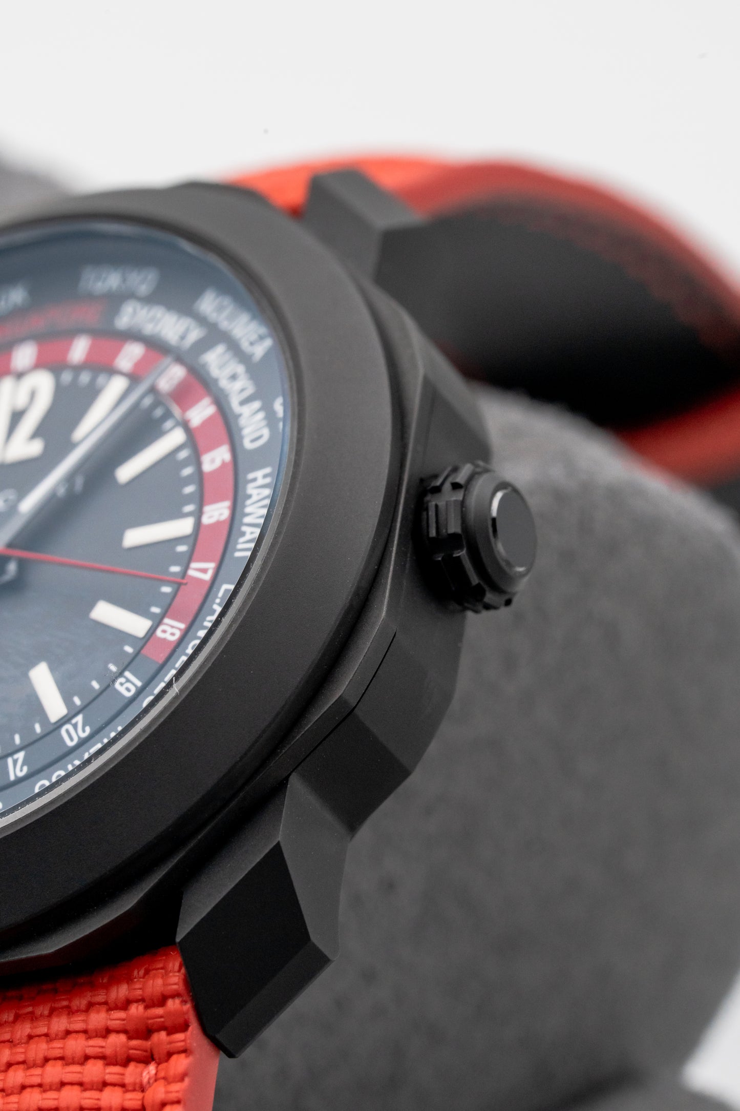 Bulgari Octo Roma WorldTimer Singapore Edition