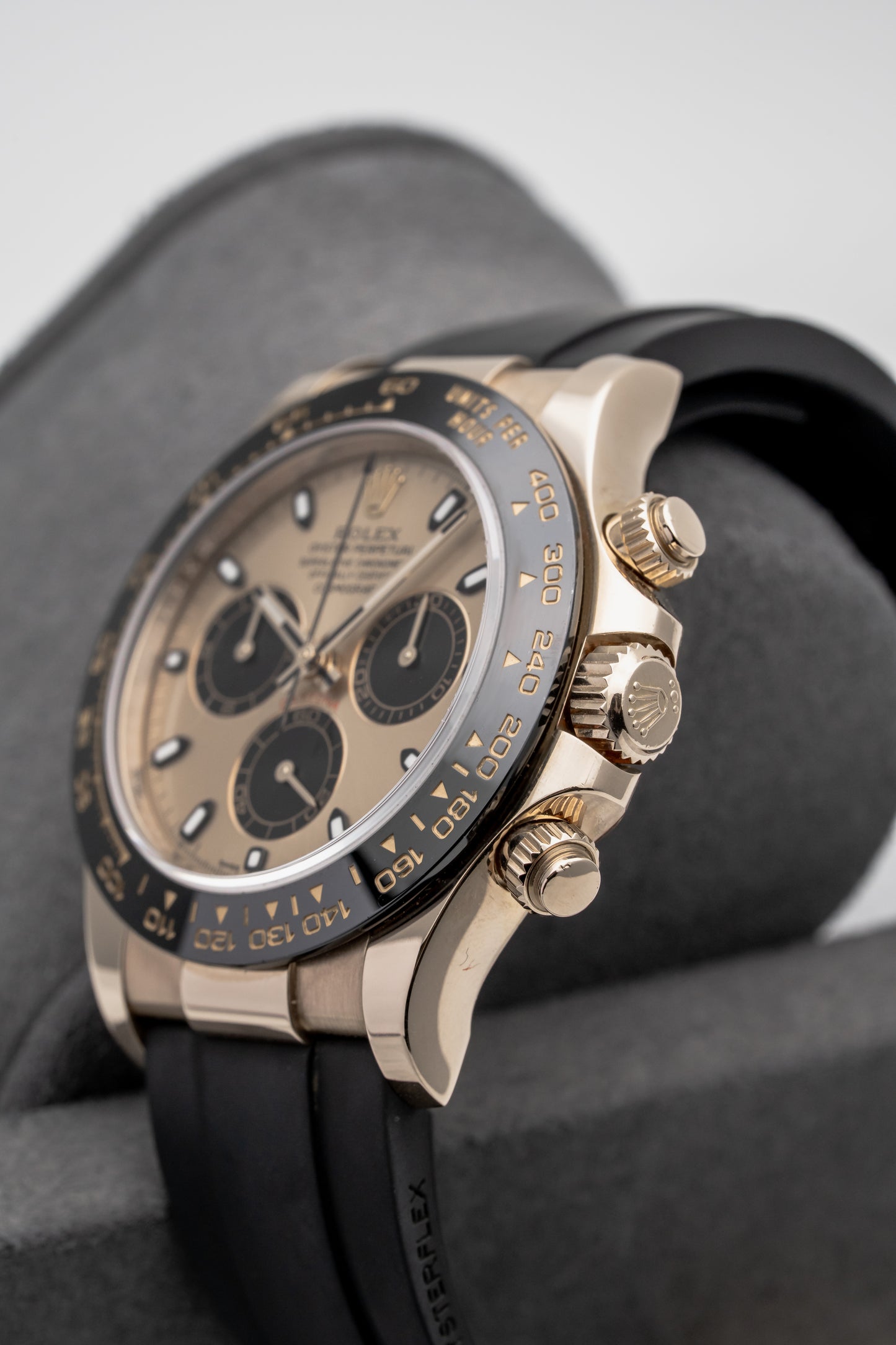 Rolex Daytona 116515LN Rose Gold, Sundust & Black Dial