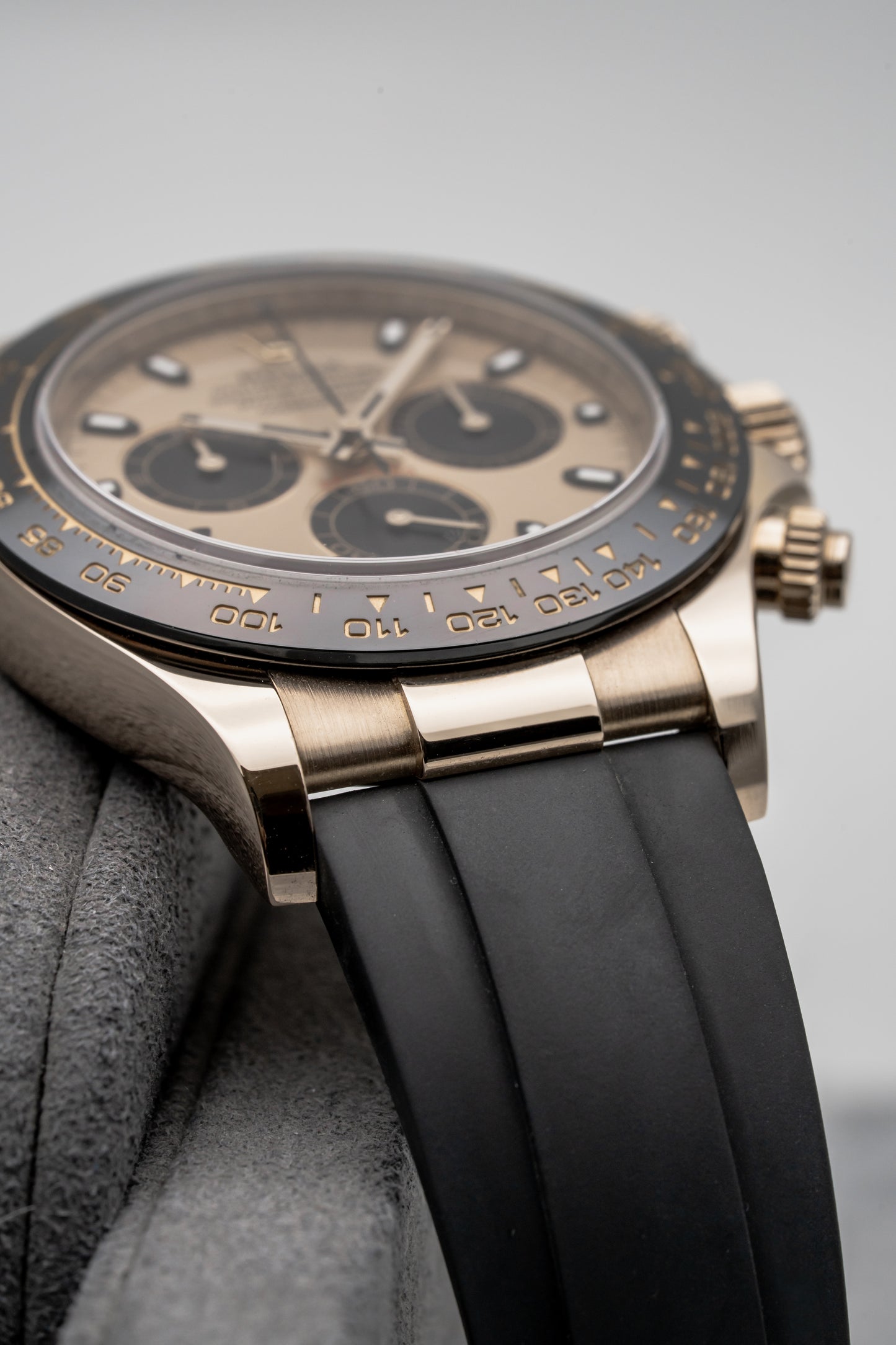 Rolex Daytona 116515LN Rose Gold, Sundust & Black Dial