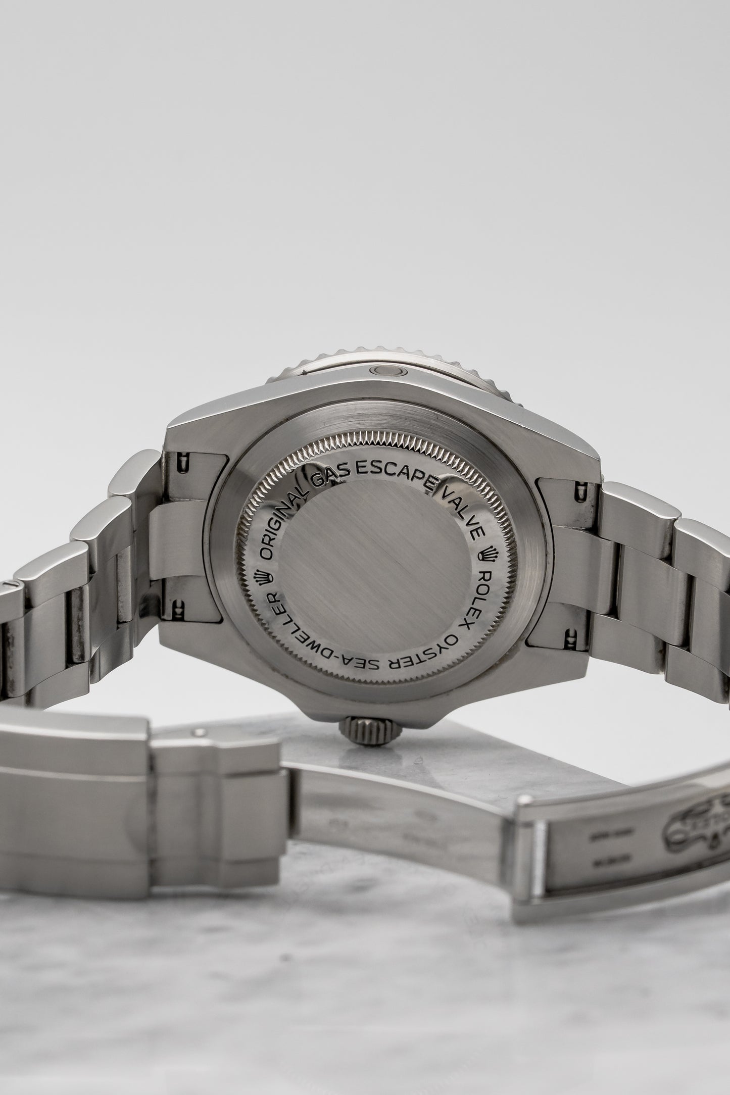 Rolex Sea-Dweller 116600 Black Dial, Stainless Steel