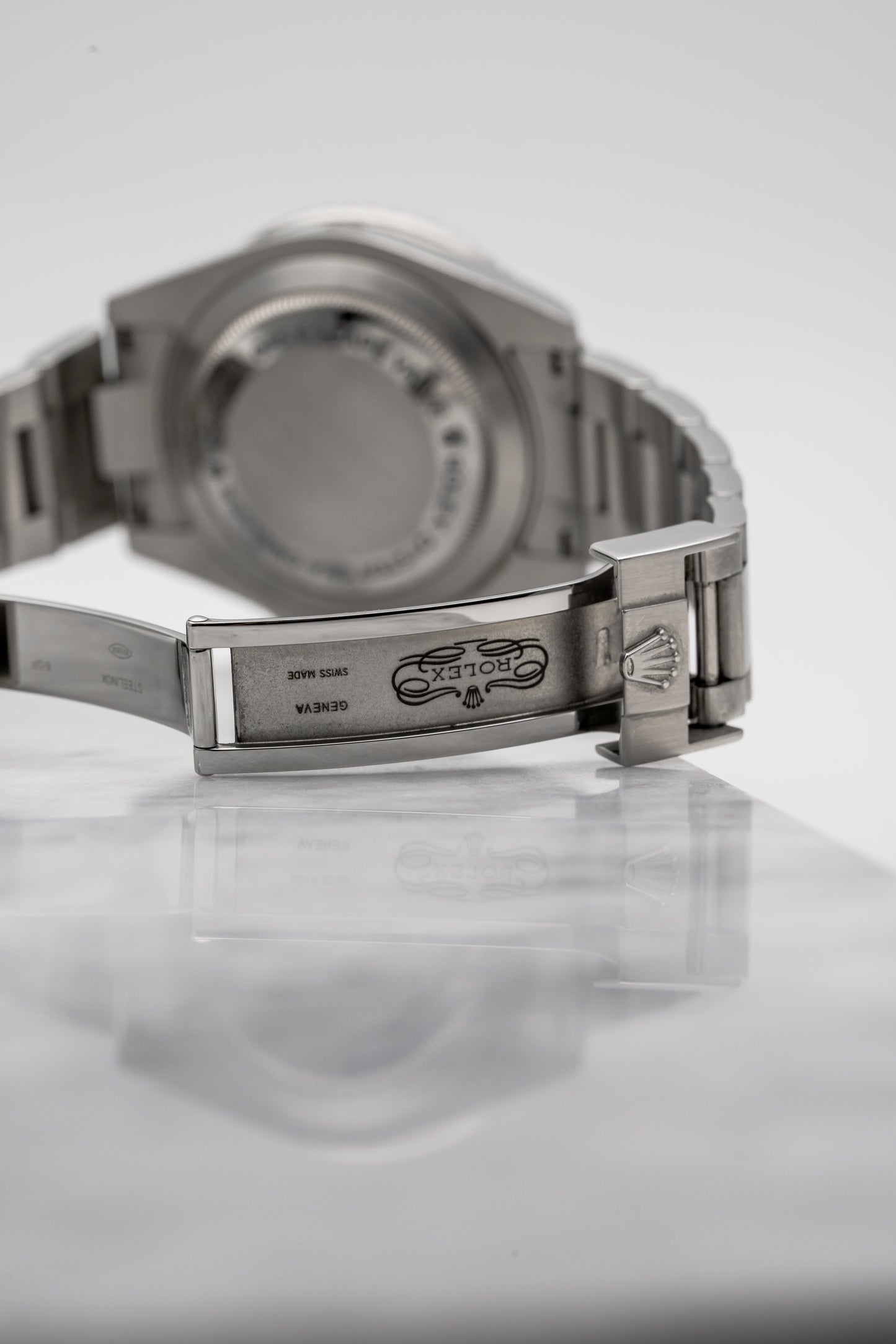 Rolex Sea-Dweller 116600 Black Dial, Stainless Steel