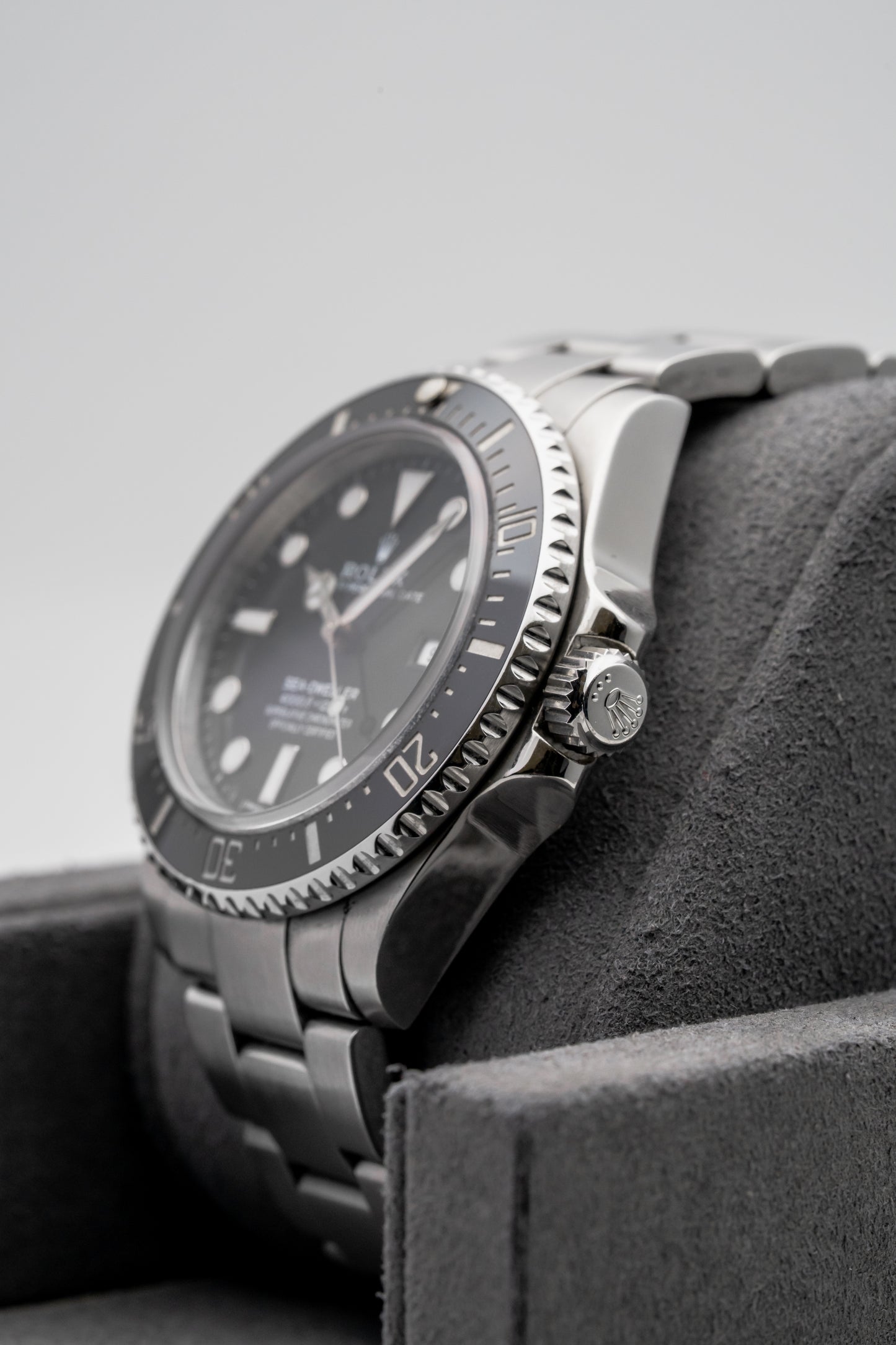 Rolex Sea-Dweller 116600 Black Dial, Stainless Steel
