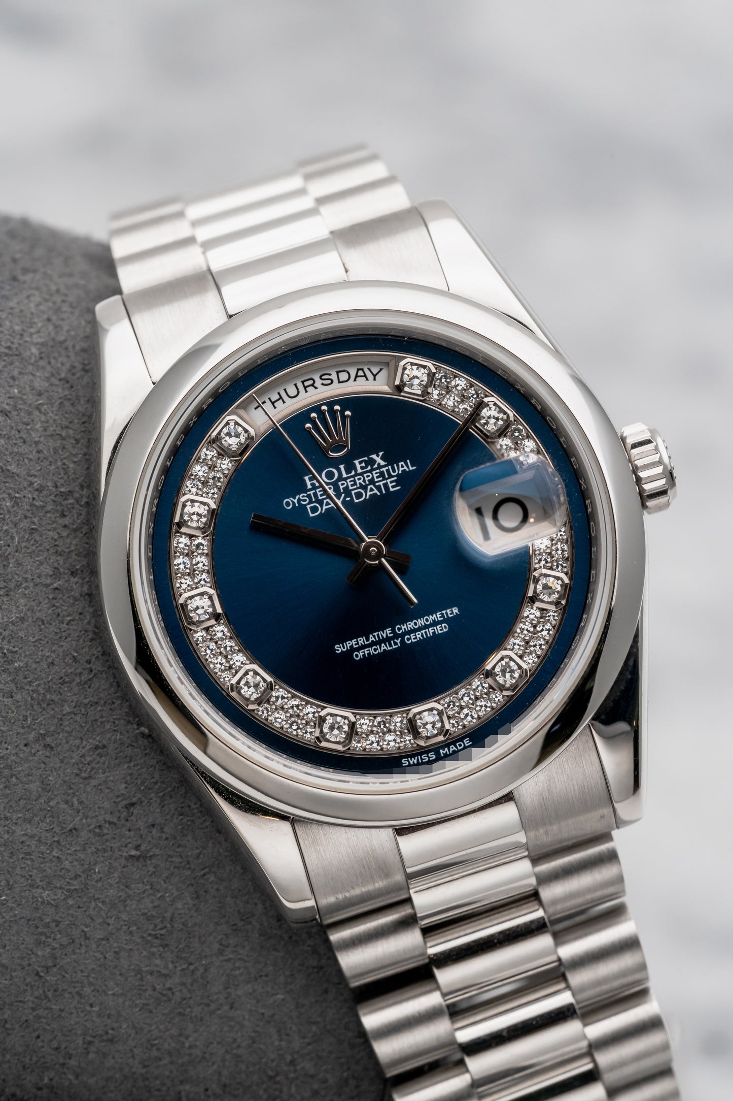 Rolex Daydate 36 118206 Platinum Pave Blue