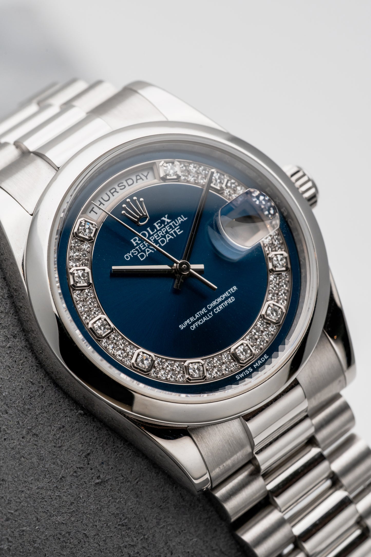 Rolex Daydate 36 118206 Platinum Pave Blue