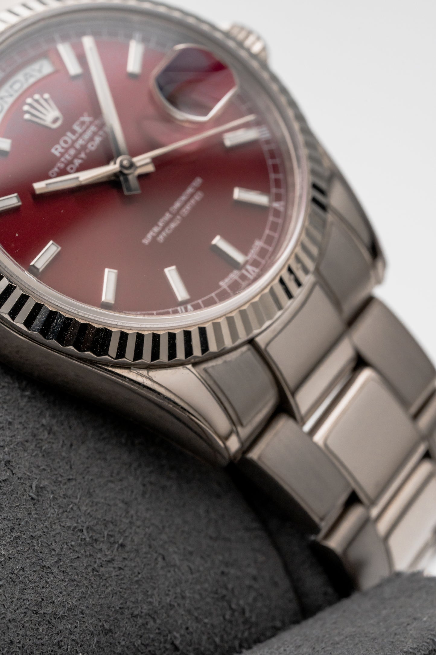 Rolex Day-Date 36 118209 Cherry Dial