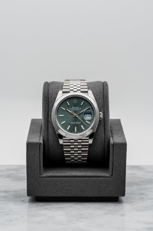Rolex Datejust 41 126300 – Green Dial, Jubilee Bracelet
