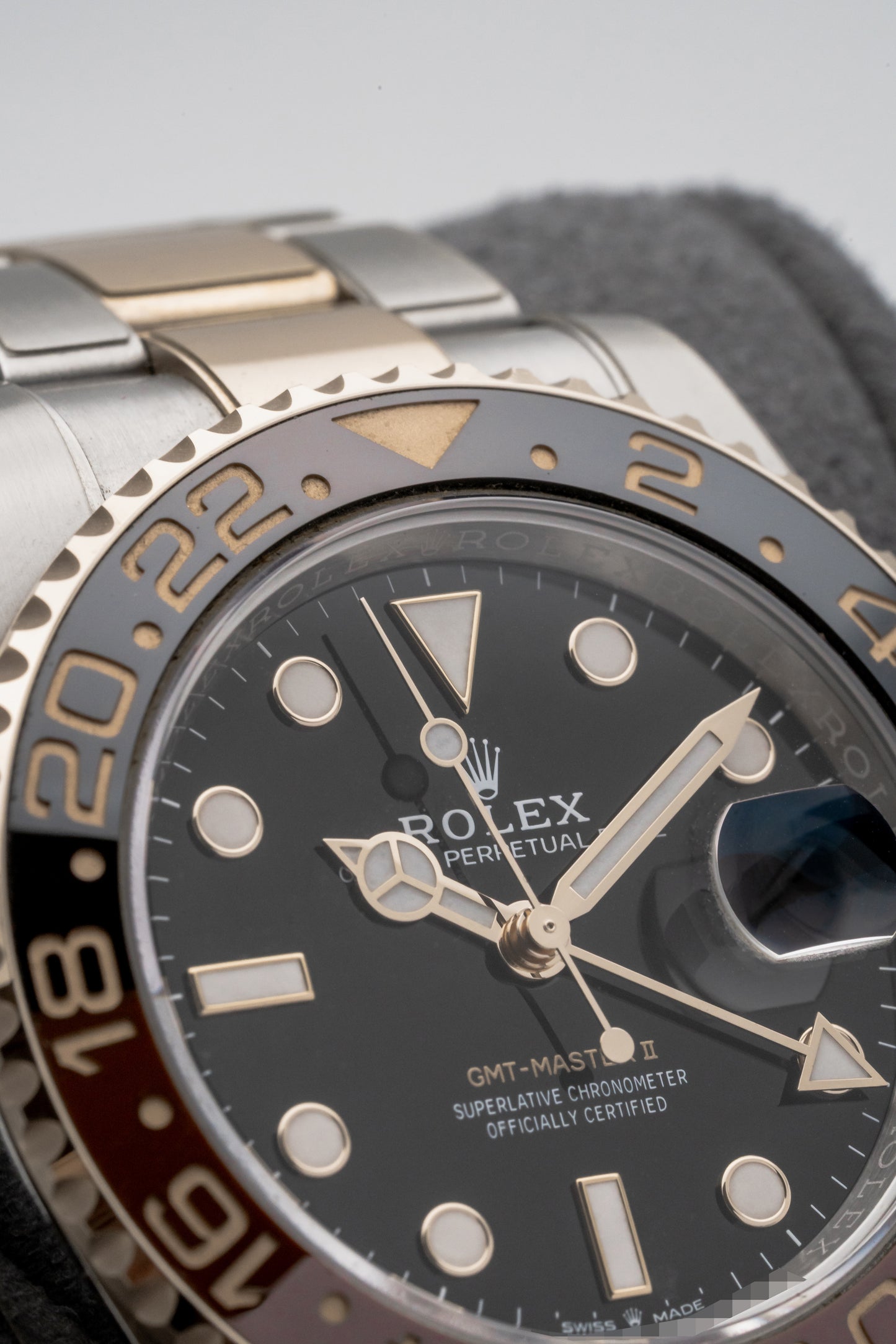 Rolex GMT-Master II Rootbeer 126711CHNR, Black Dial