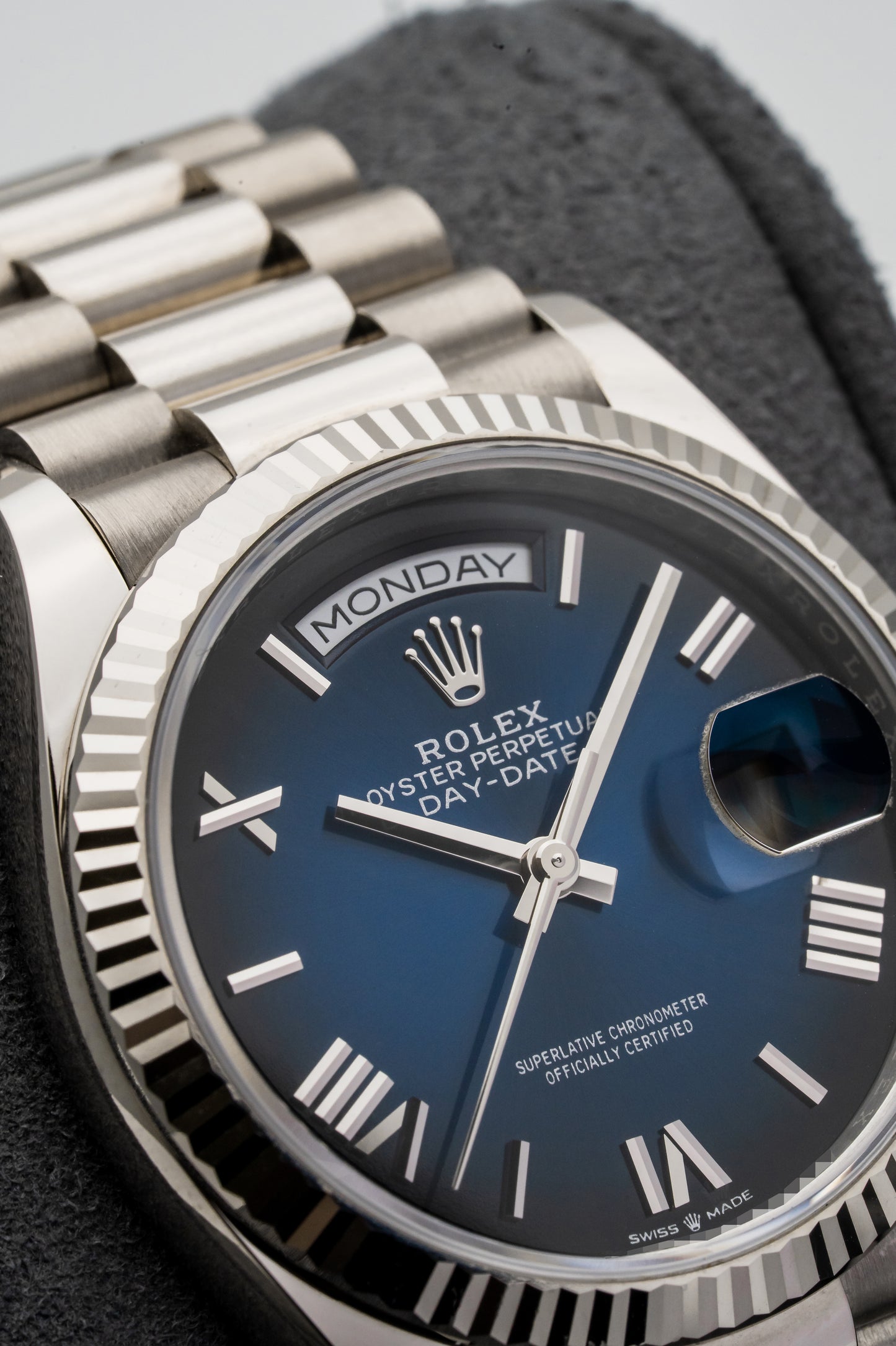 Rolex Day-Date 40 128239 White Gold, Blue Dial