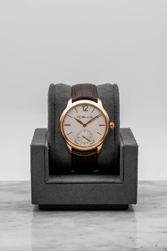 H. Moser & Cie. Endeavour Small Seconds 1321-0100 Silver Dial