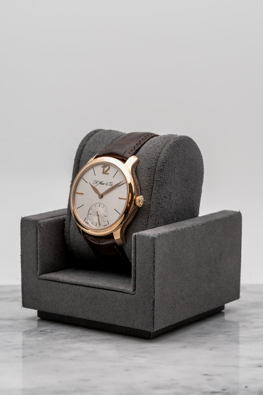 H. Moser & Cie. Endeavour Small Seconds 1321-0100 Silver Dial