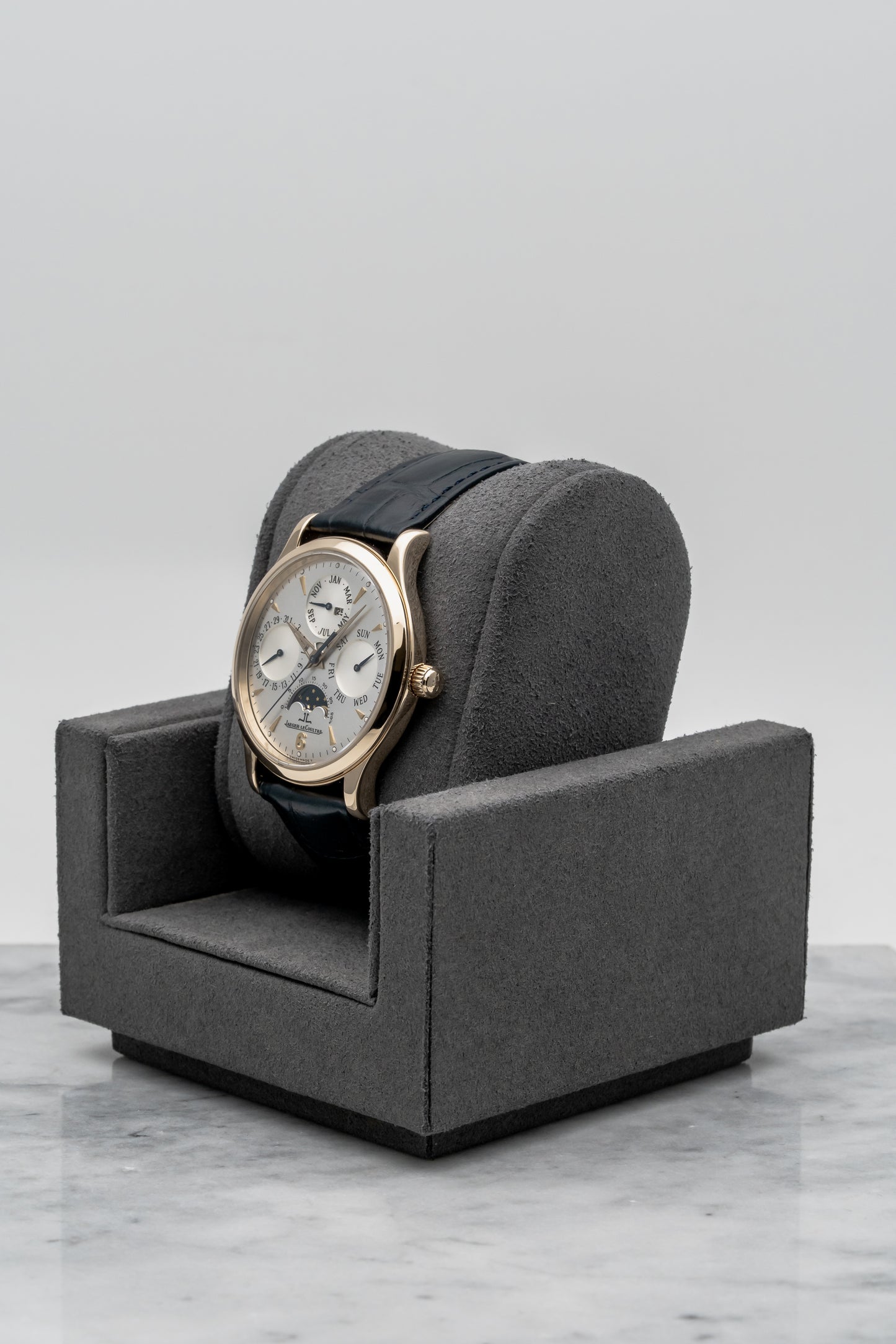 Jaeger-LeCoultre Master Control Perpetual Q149242A Rose Gold, Silver Dial