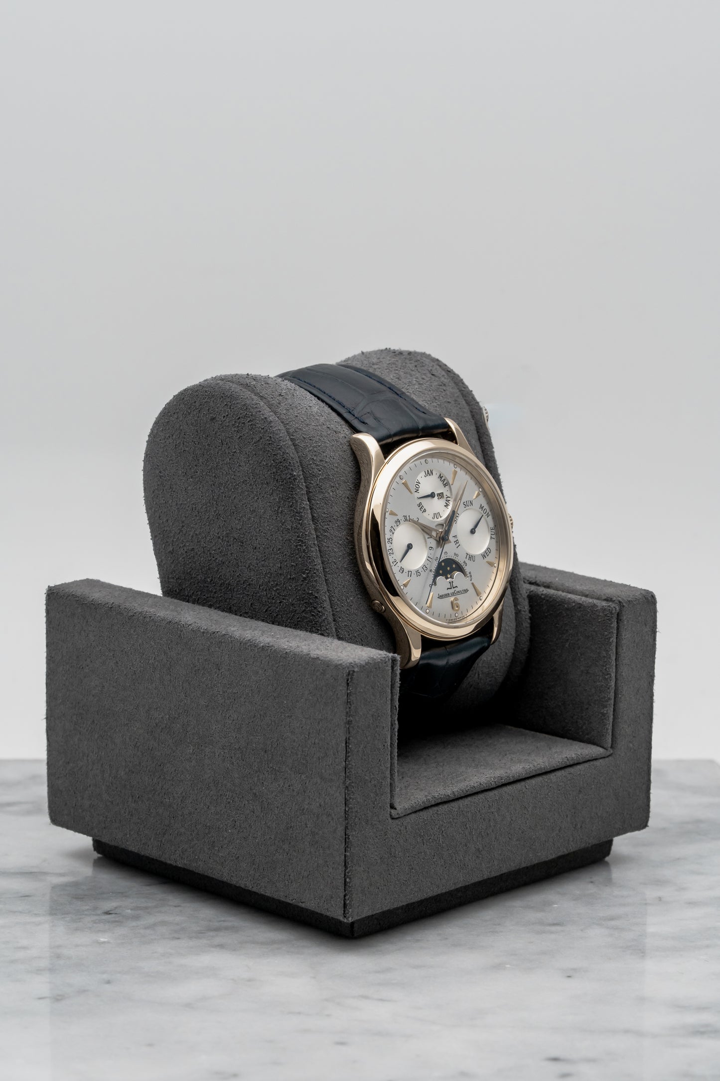 Jaeger-LeCoultre Master Control Perpetual Q149242A Rose Gold, Silver Dial