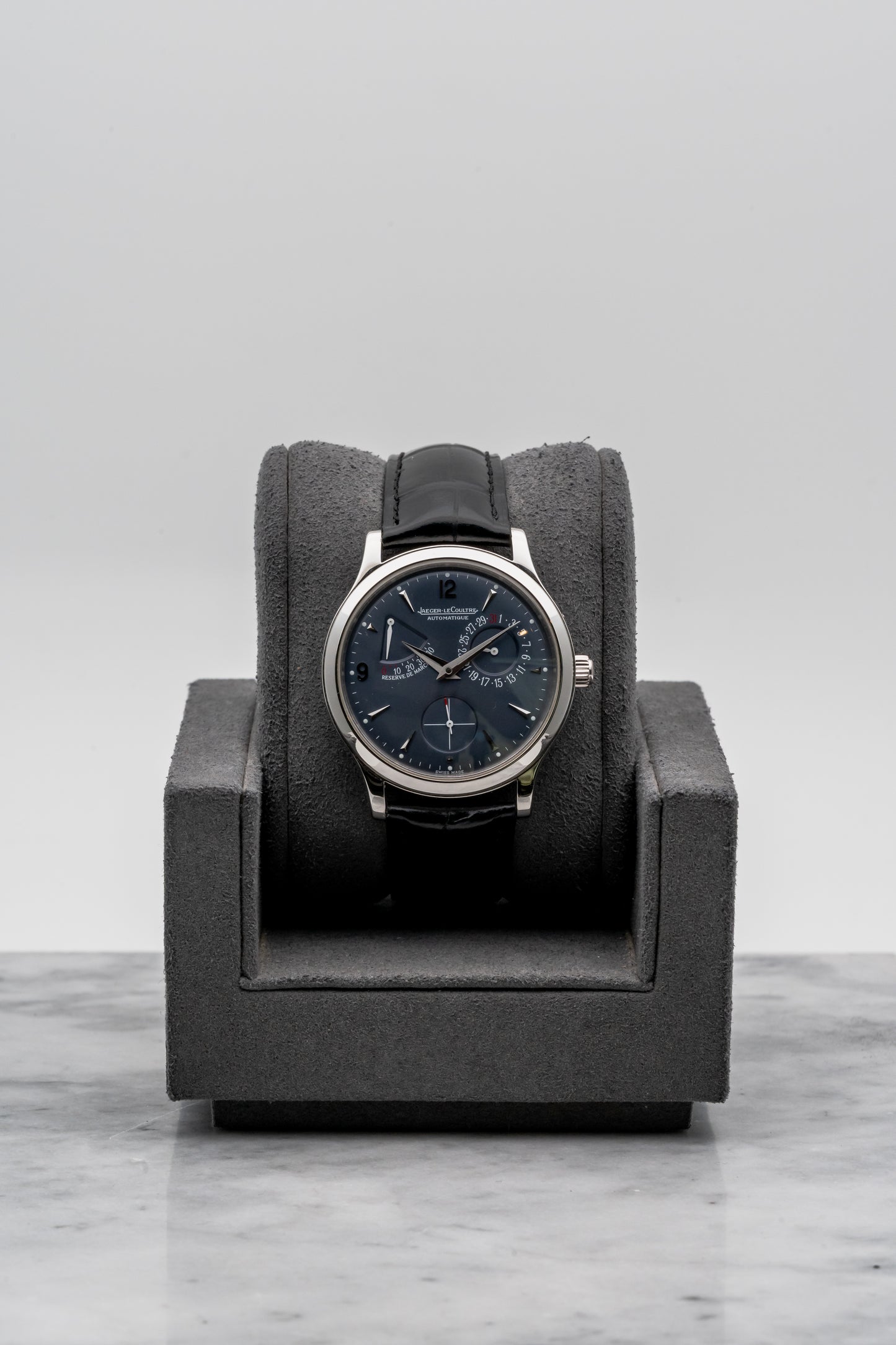 Jaeger-LeCoultre Master Reserve de Marche 140.6.93 Dark Blue Dial