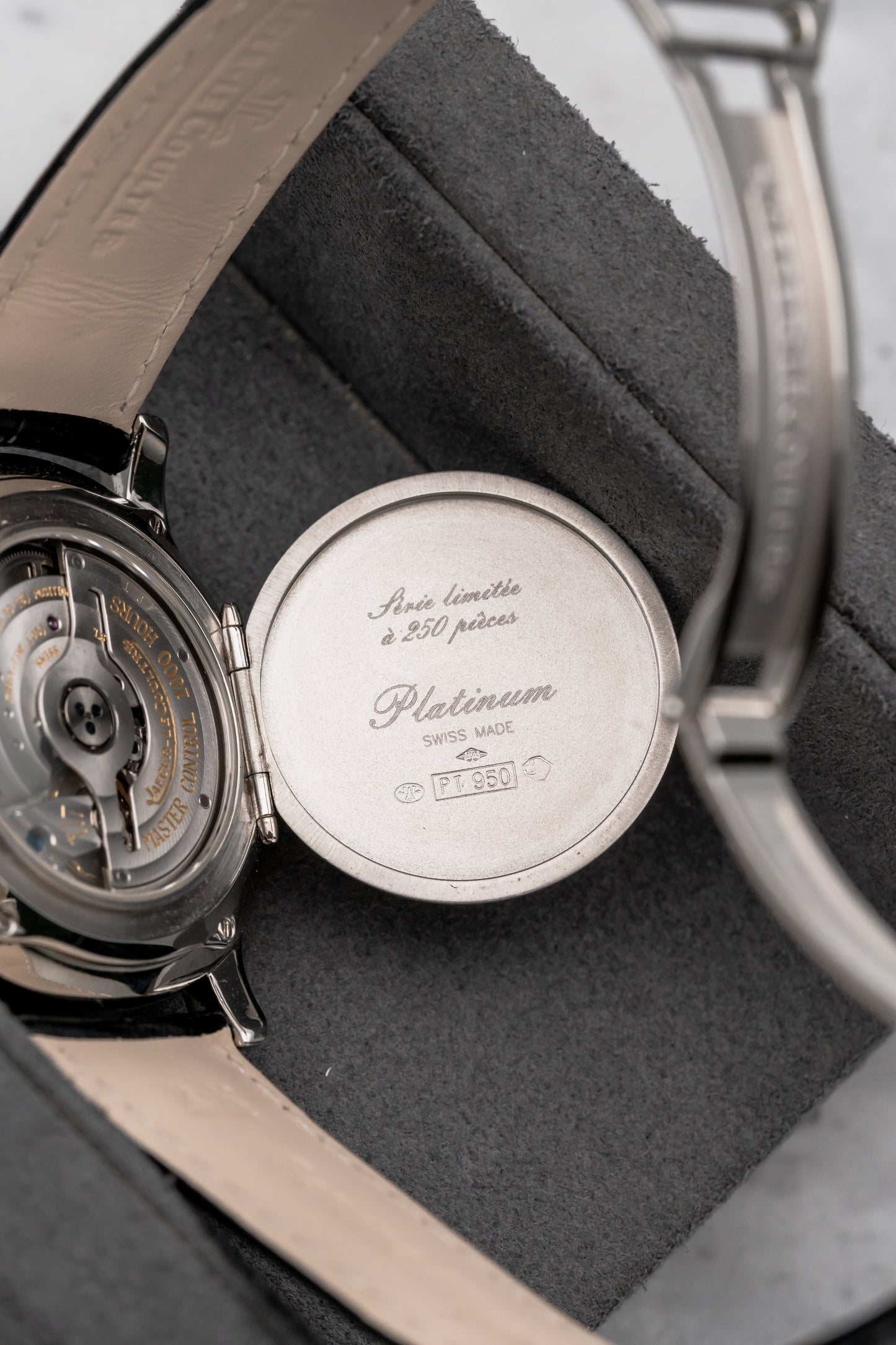 Jaeger-LeCoultre Master Reserve de Marche 140.6.93 Dark Blue Dial
