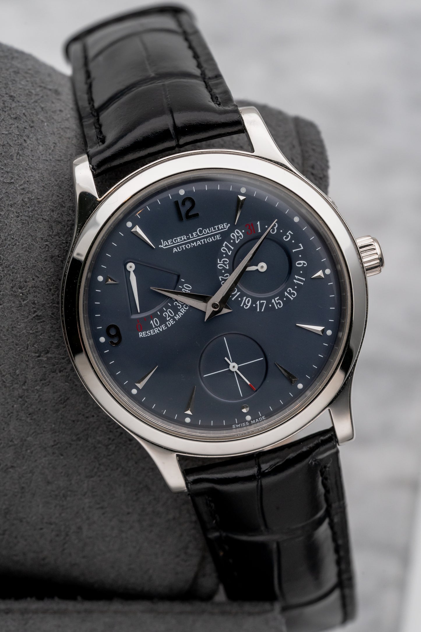 Jaeger-LeCoultre Master Reserve de Marche 140.6.93 Dark Blue Dial