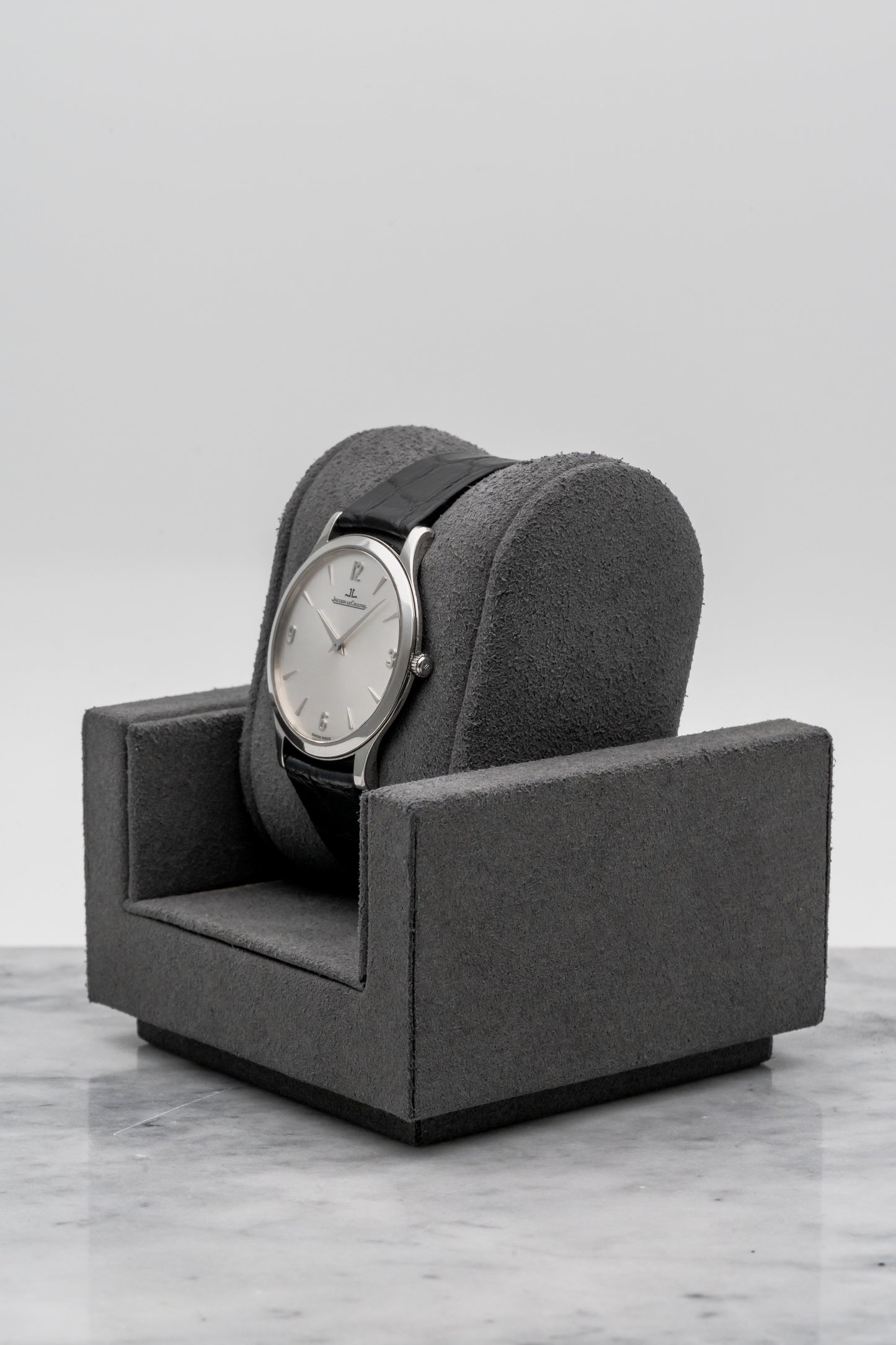 Jaeger-LeCoultre Ultra Thin 145.8.79.S Silver Dial