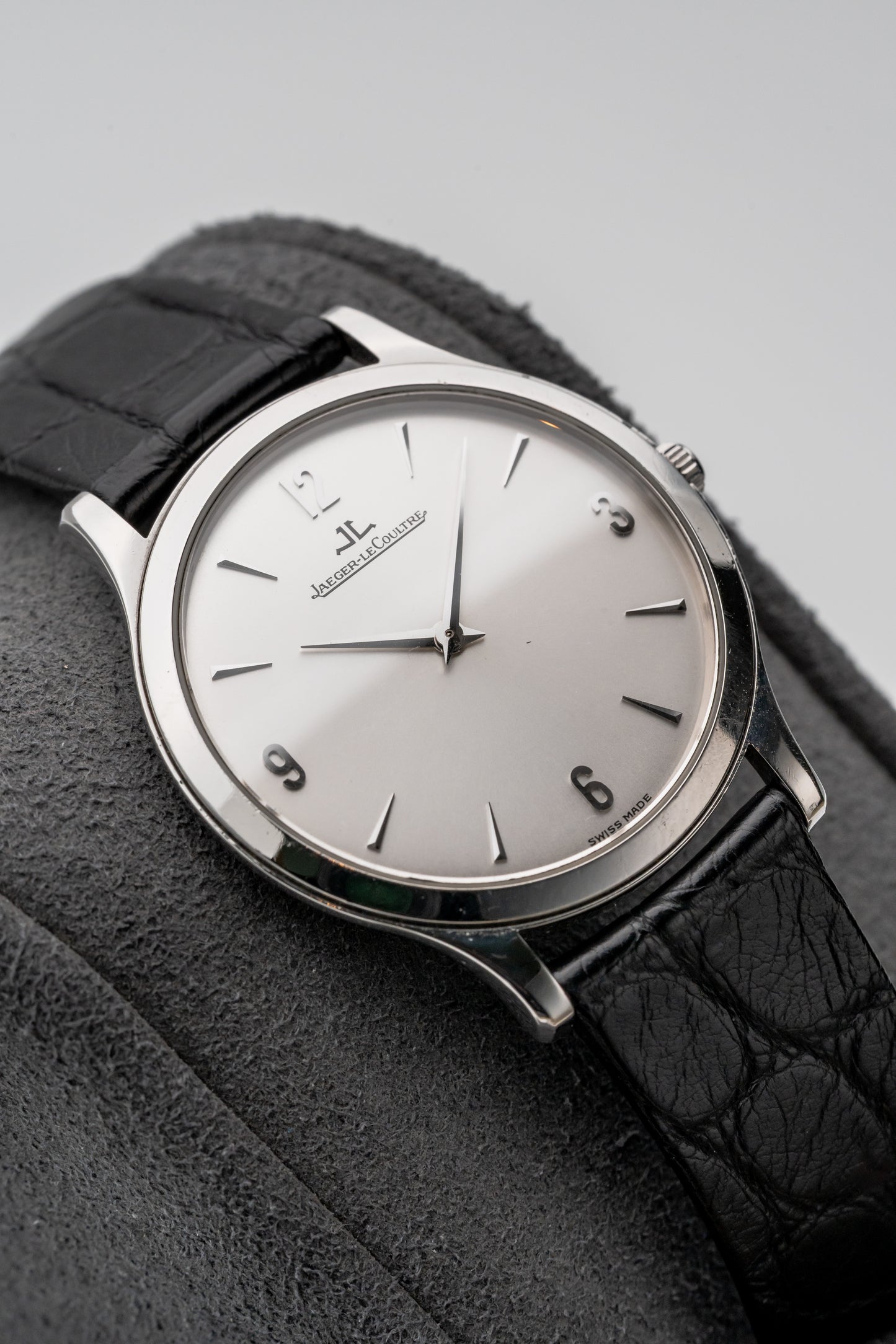 Jaeger-LeCoultre Ultra Thin 145.8.79.S Silver Dial