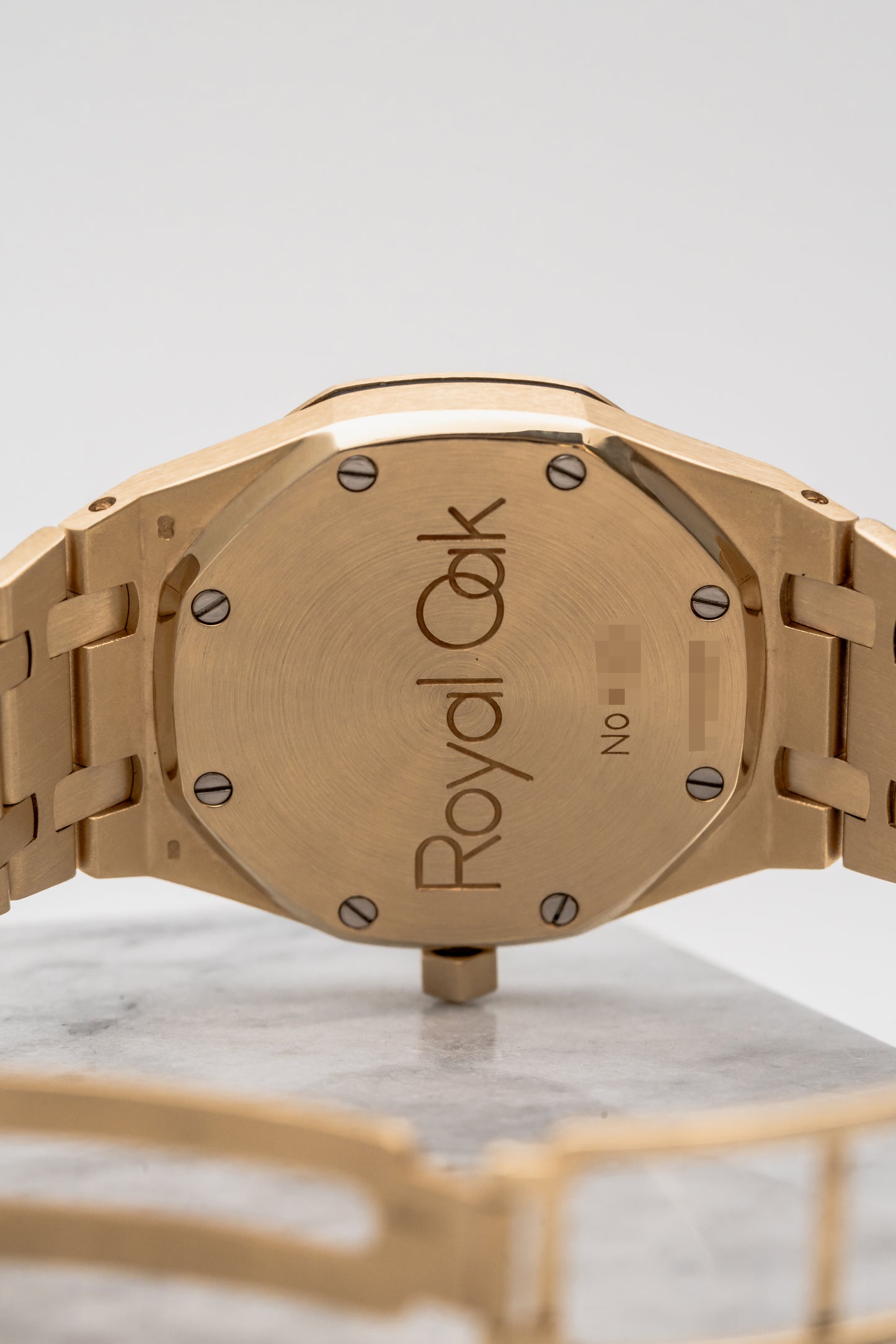 Audemars Piguet Royal Oak 14790BA White Dial