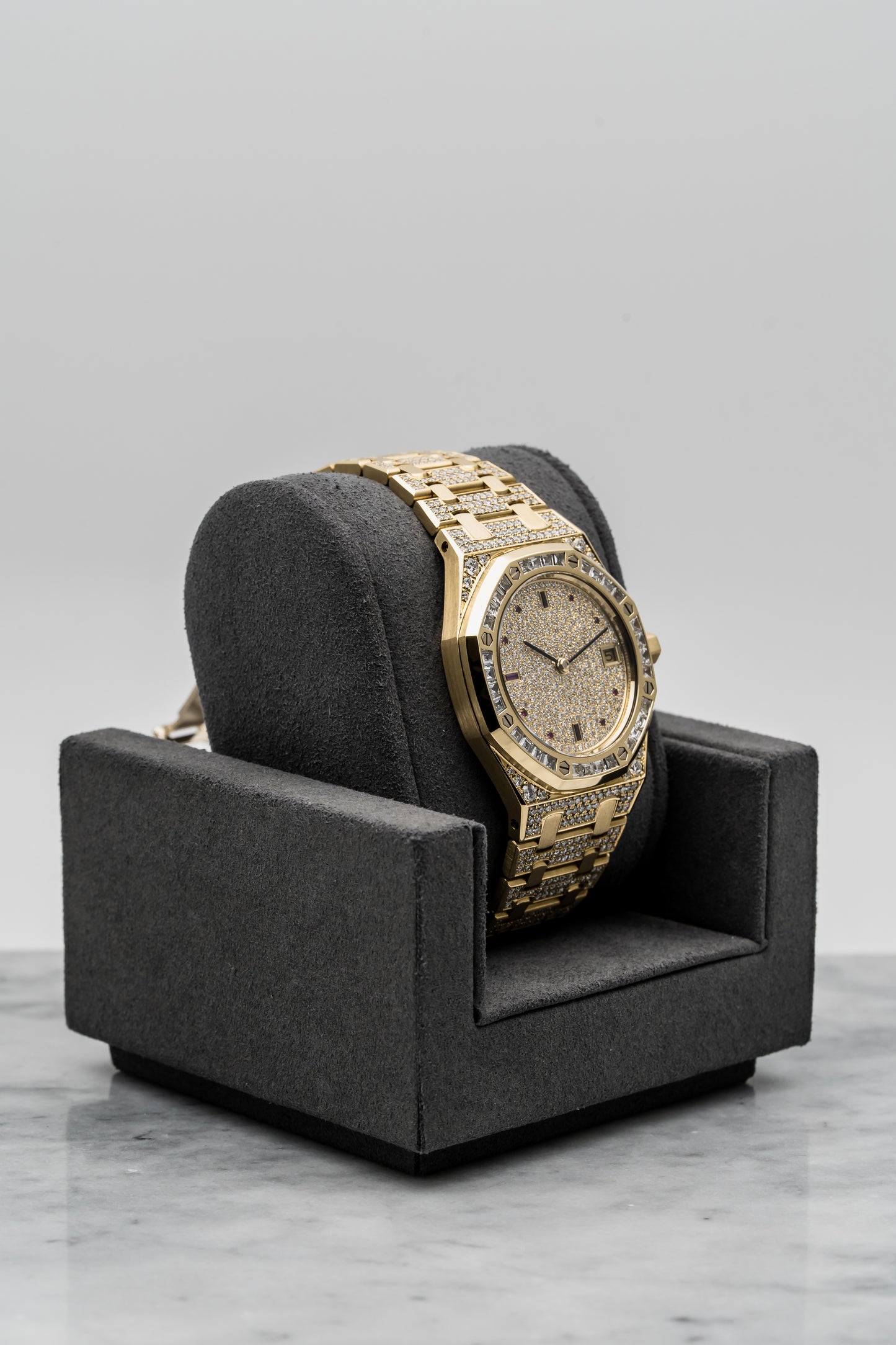 Audemars Piguet Royal Oak 14840BA Factory Full Diamond Gemset, Yellow Gold, Pave Diamond Dial