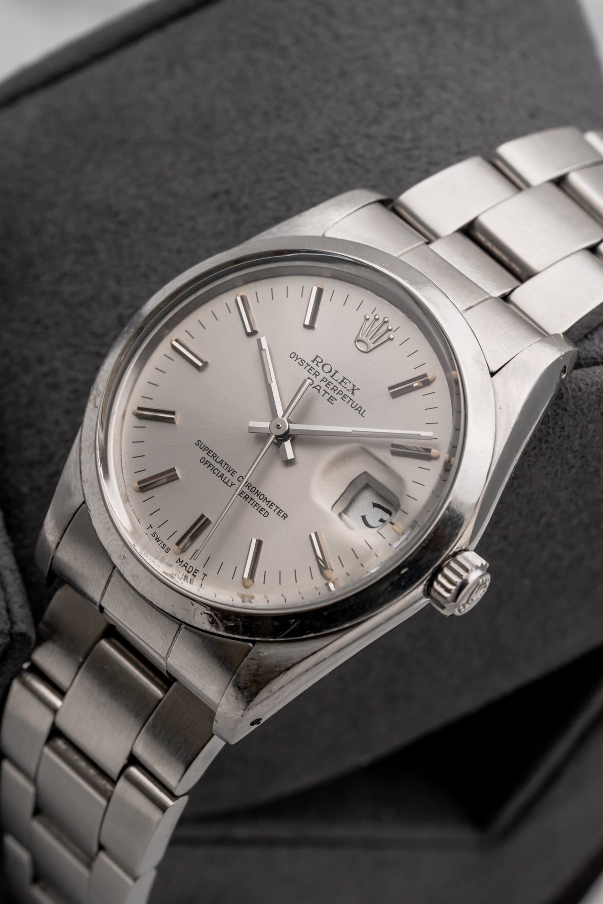 Rolex Oyster Perpetual Date 15000 Silver Dial