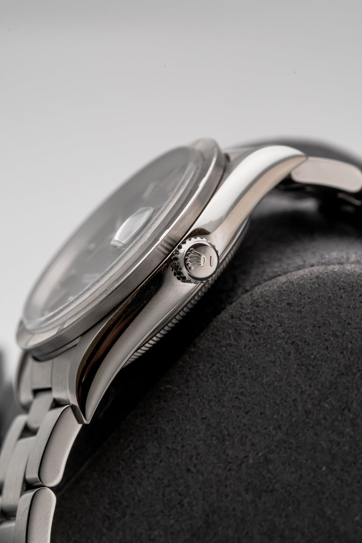 Rolex Oyster Perpetual Date 15210 Grey Dial