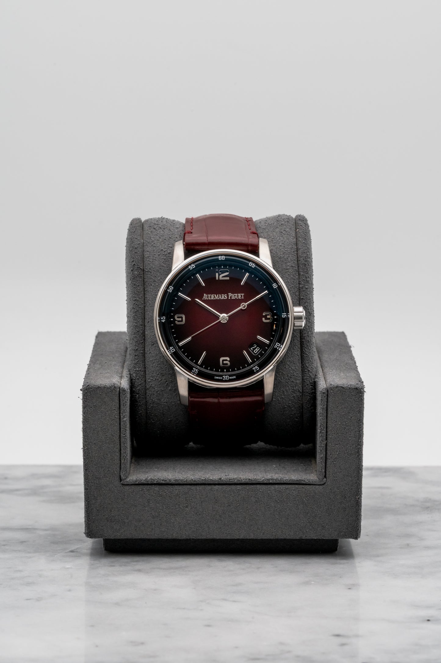 Audemars Piguet Code 11.59 Selfwinding 15210BC.OO.A068CR.01 Burgundy Dial
