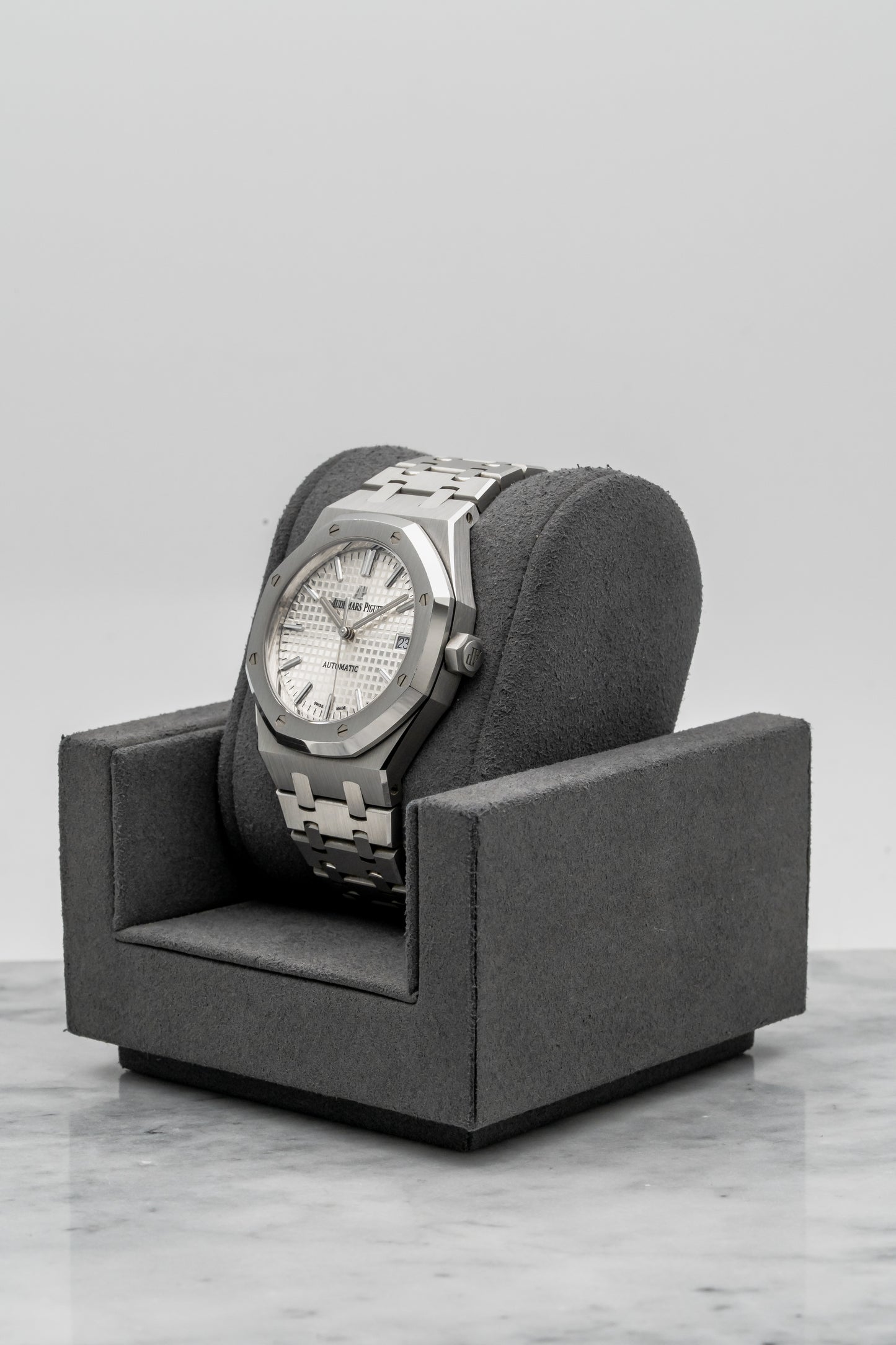 Audemars Piguet Royal Oak 15450ST.OO.1256ST.01 Silver Dial