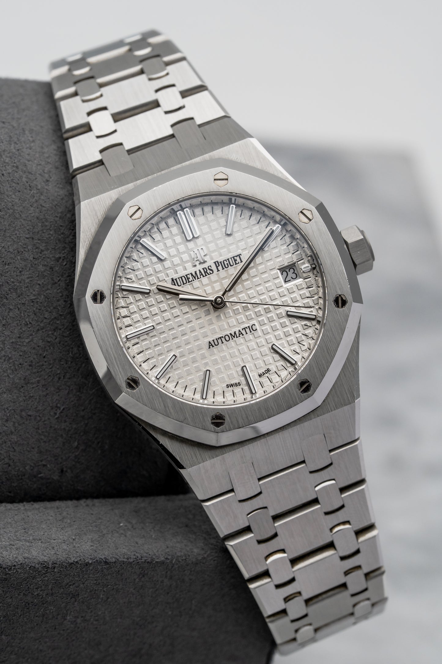 Audemars Piguet Royal Oak 15450ST.OO.1256ST.01 Silver Dial