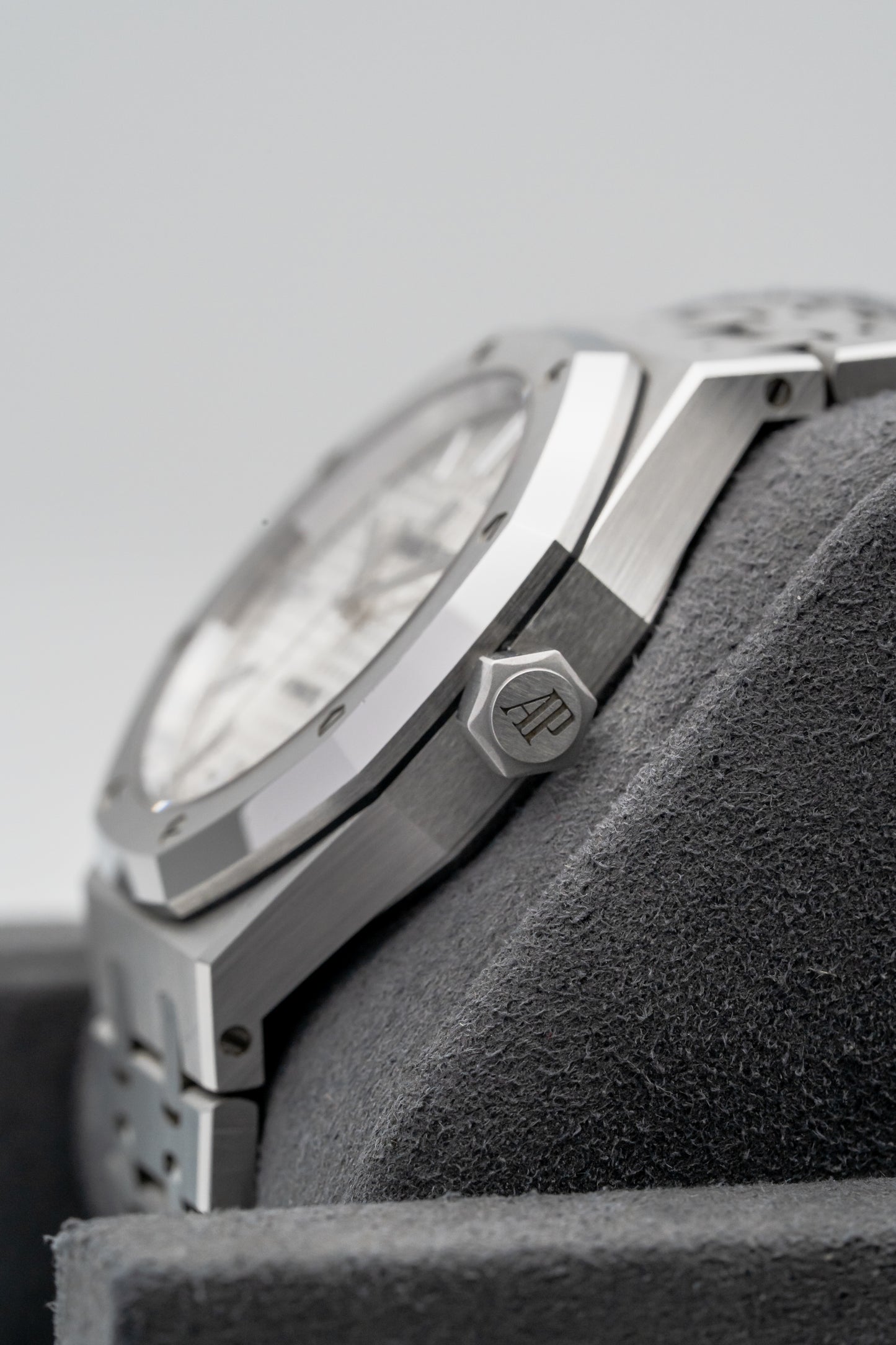 Audemars Piguet Royal Oak 15450ST.OO.1256ST.01 Silver Dial