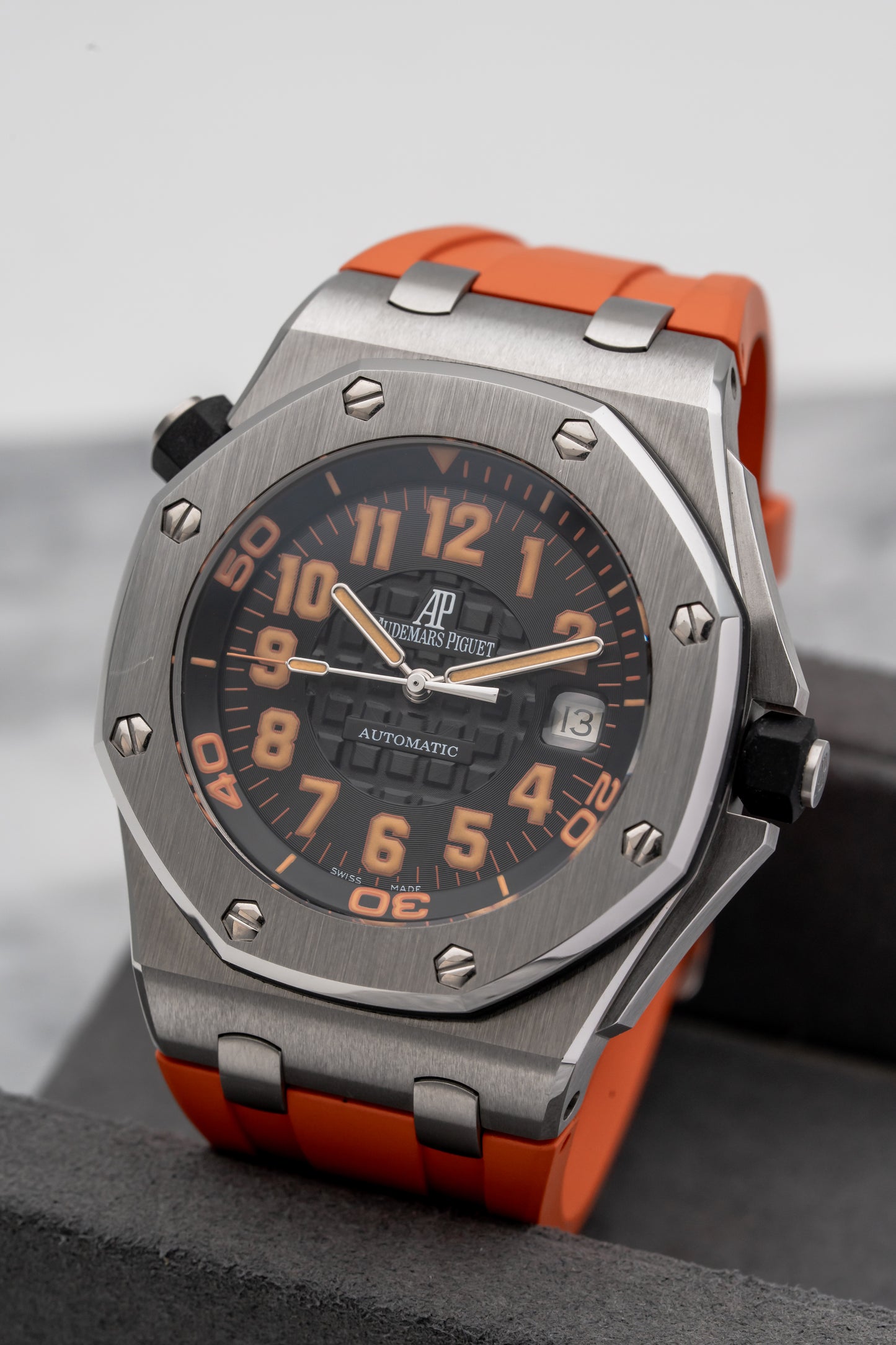 Audemars Piguet Royal Oak Offshore Diver 15701ST Scuba Boutique Edition, Black Dial