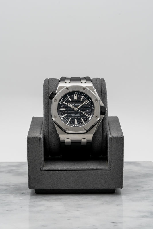 Audemars Piguet Royal Oak Offshore Diver 15710ST Black Dial