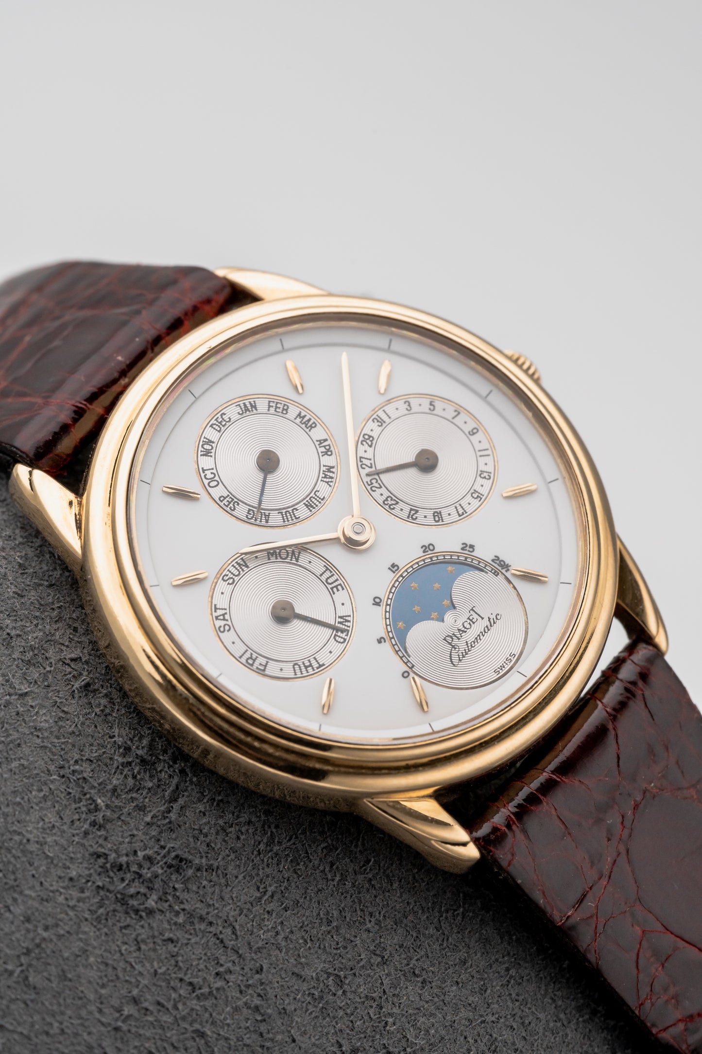 Piaget Gouverneur Triple Calendar 15958 White Dial