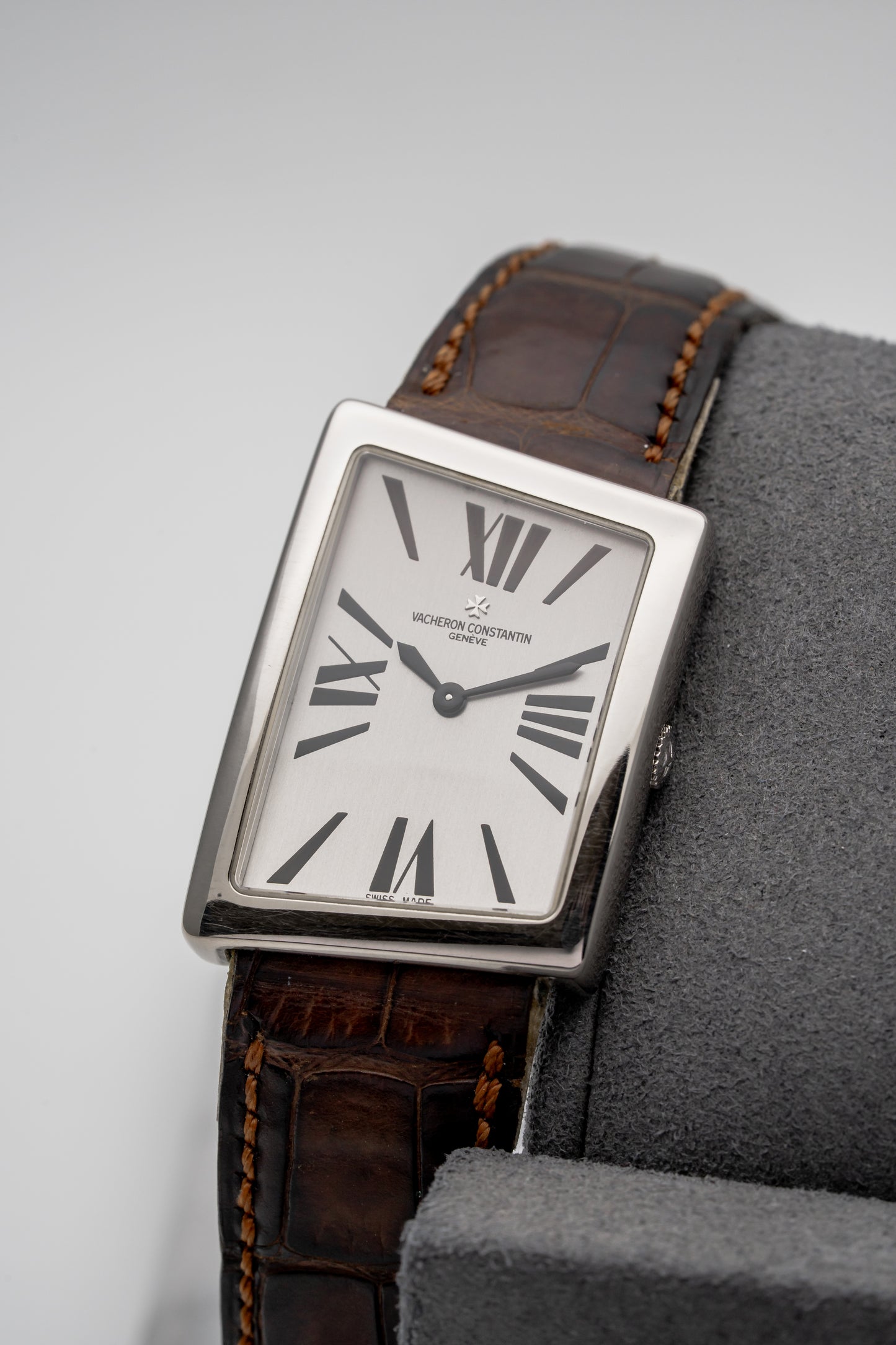 Vacheron Constantin 1972 Asymmetric 37010G, Silver Dial