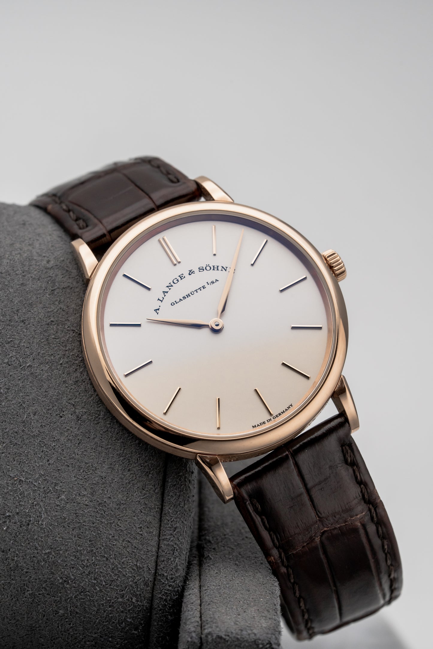 A. Lange & Söhne 201.033 Saxonia Thin