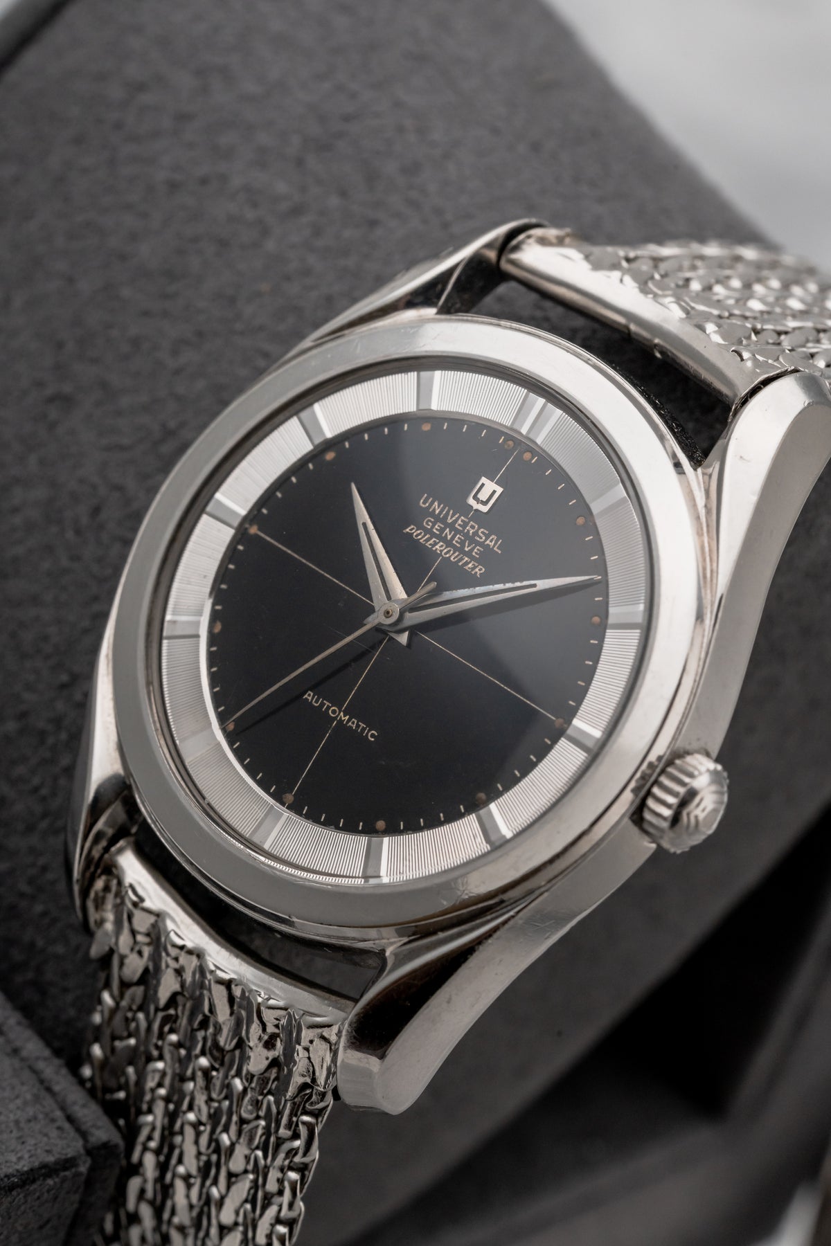 Universal Genève Polerouter Automatic 202174 Black Dial