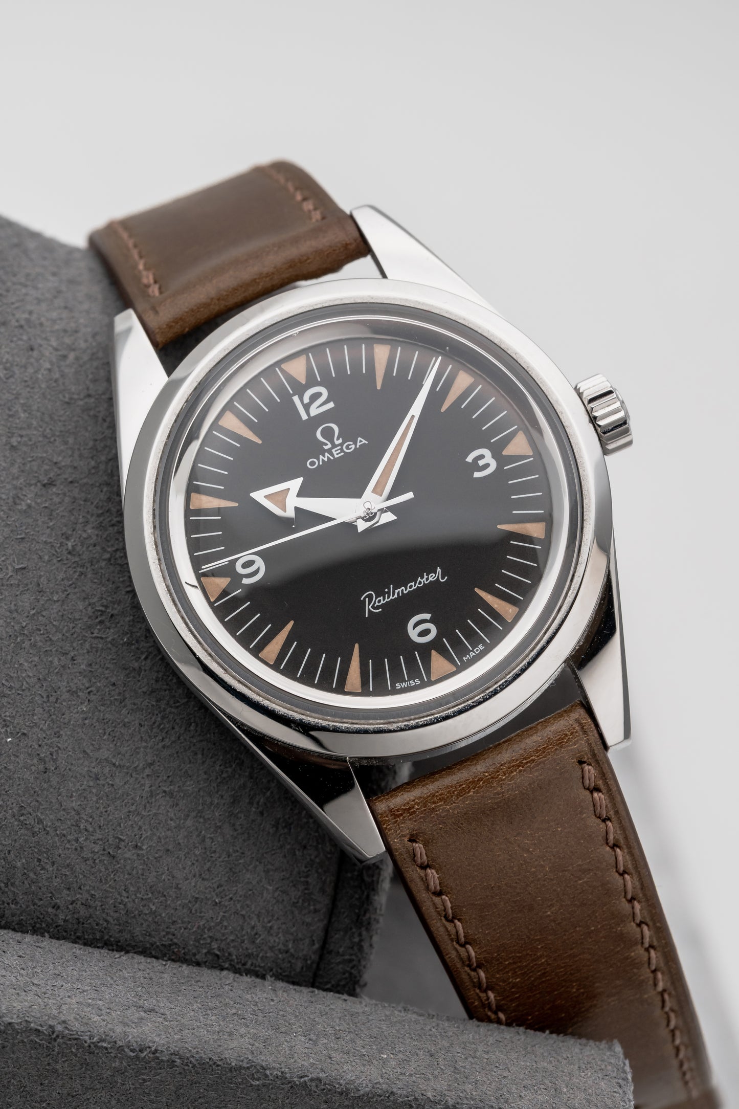 Omega Railmaster Trilogy 220.10.38.20.01.002, Black Dial