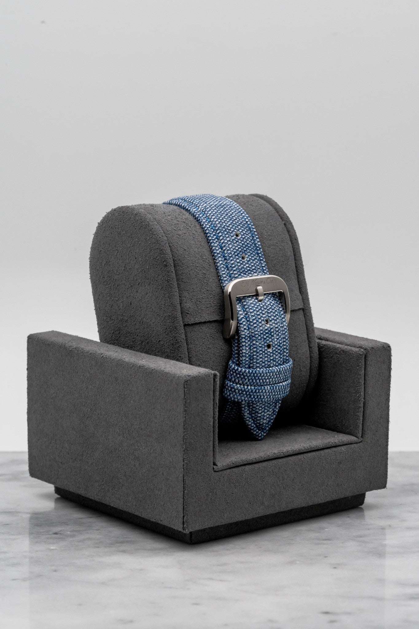 H. Moser & Cie Venturer White Gold 2327-0207 Blue Fumé, White Gold