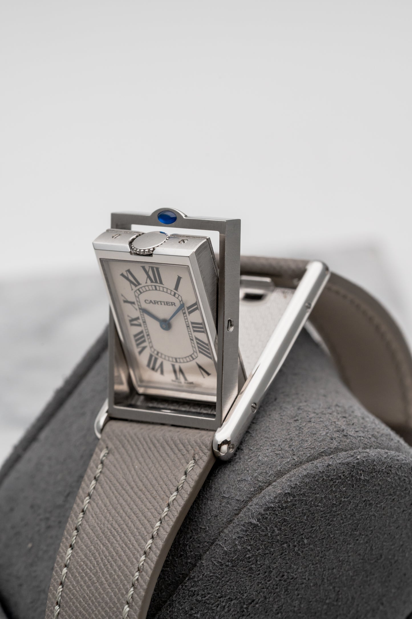 Cartier Collection Privée Tank Basculante 2390