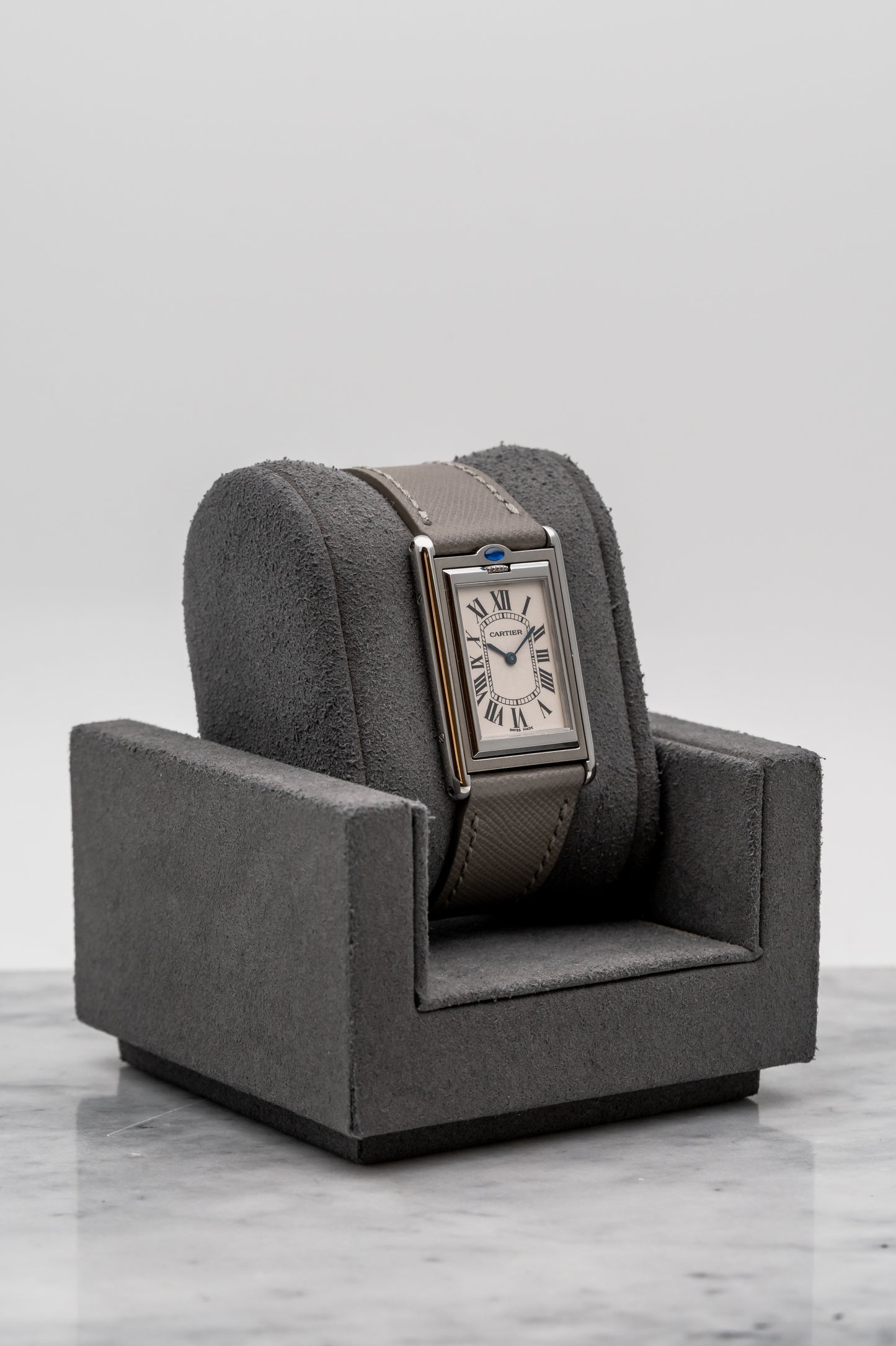 Cartier Collection Privée Tank Basculante 2390