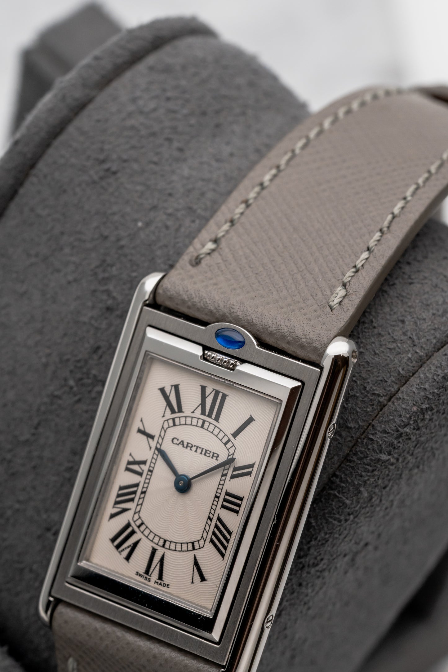 Cartier Collection Privée Tank Basculante 2390