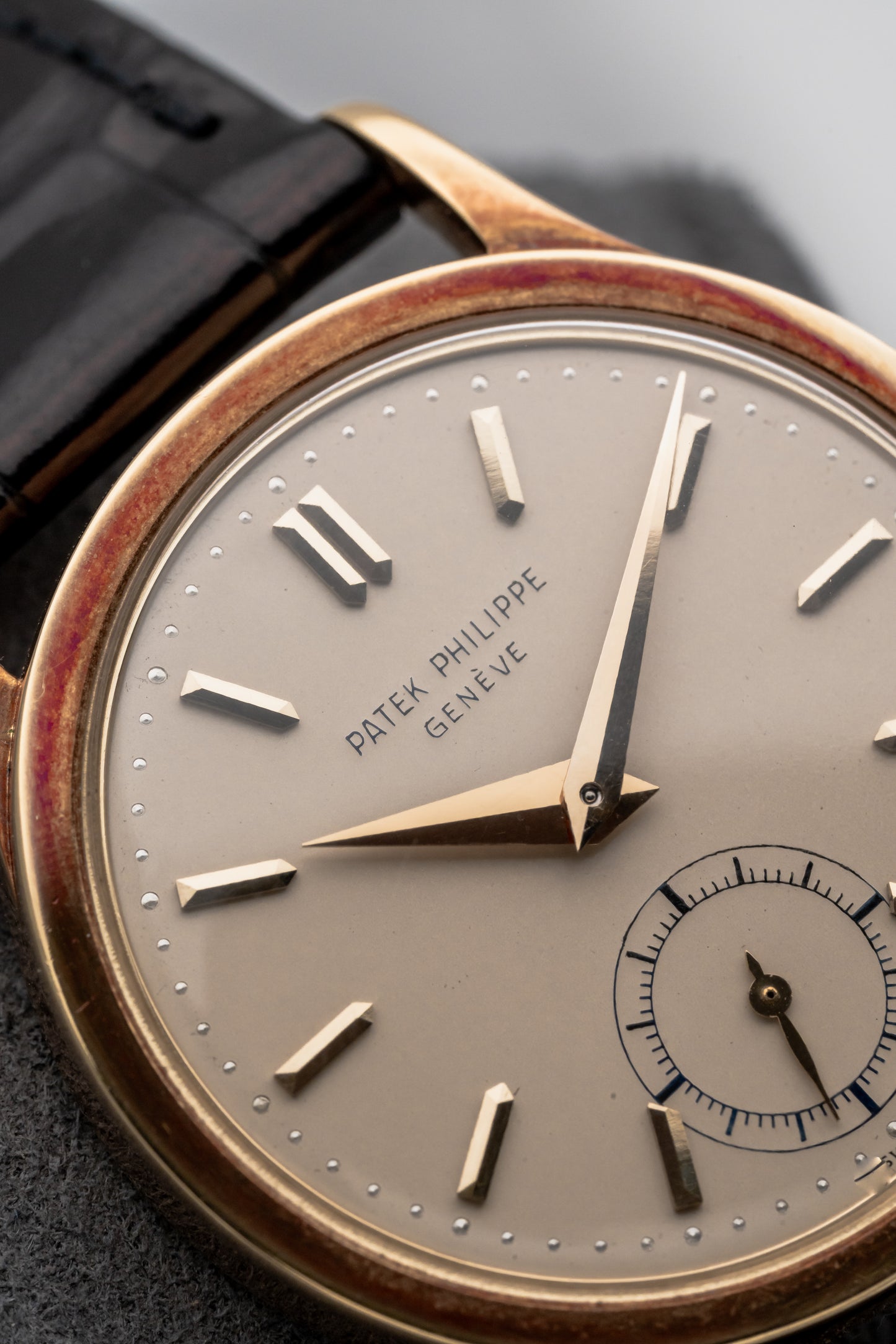 Patek Philippe Calatrava 2545, Ivory Dial