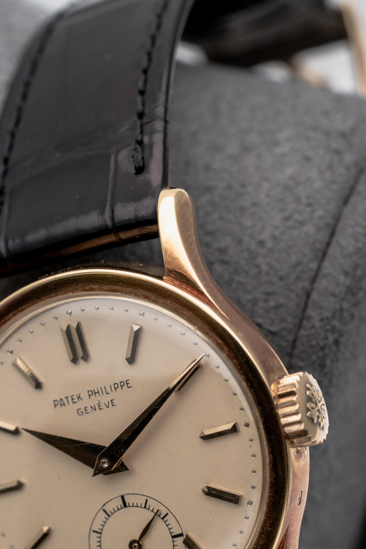 Patek Philippe Calatrava 2545, Ivory Dial